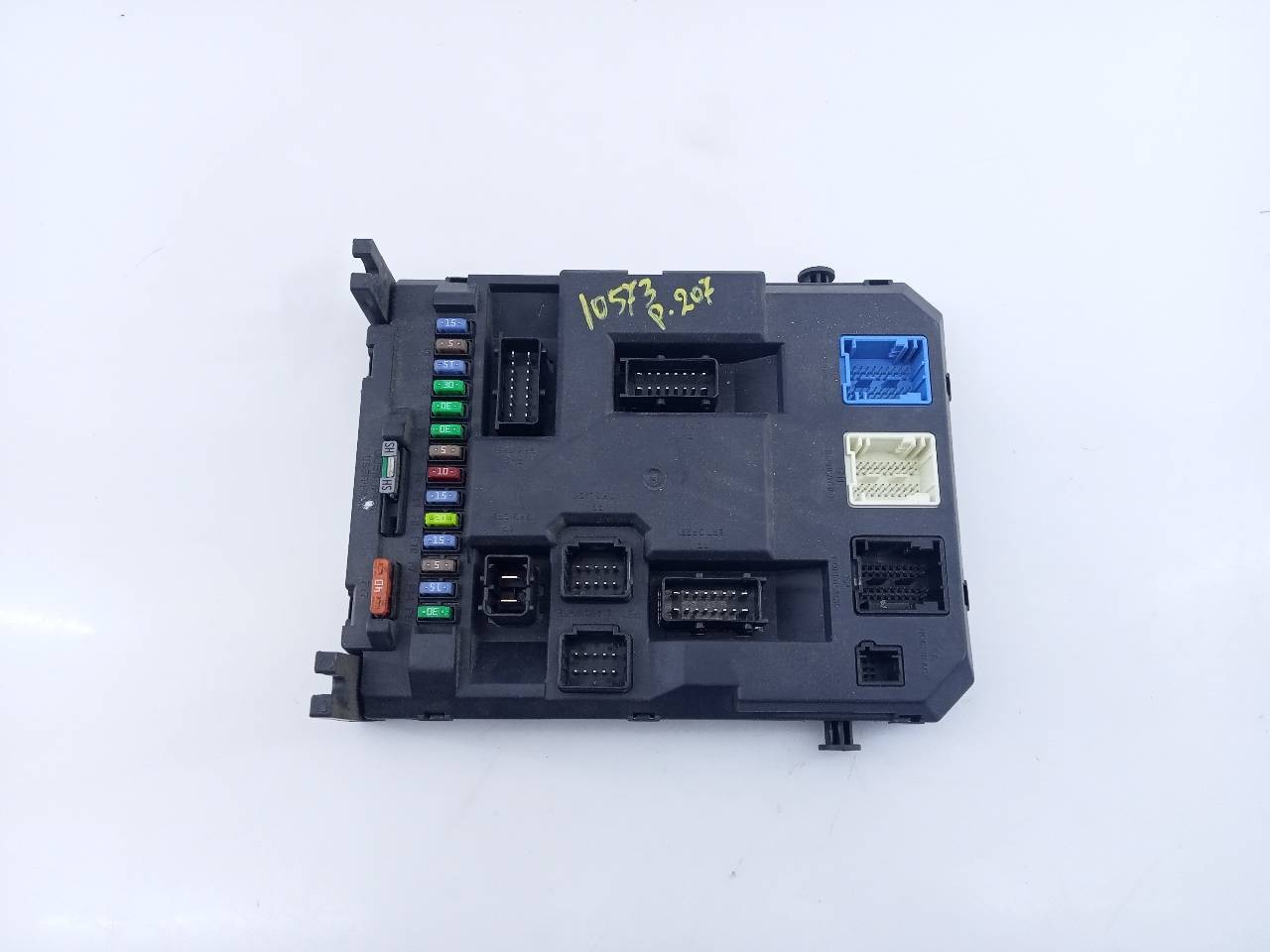 CAJA RELES / FUSIBLES PEUGEOT 207 9664983080 / E3-B2-30-1 9664983080E3B2301