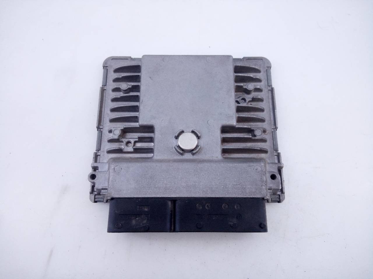CENTRALITA MOTOR UCE SKODA RAPID 03F906070JM / E2-A1-33-8 / 5WP4488 03F906070JME2A13385WP4488 - Vista 2