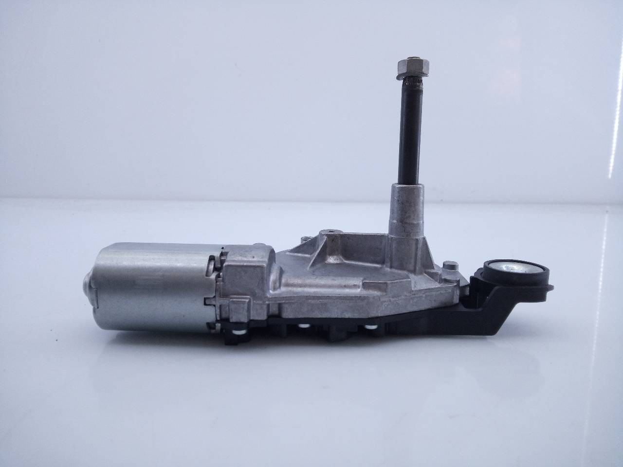 MOTOR LIMPIA TRASERO FORD FOCUS LIM. 0390201259 / E3-B3-8-2 / F1FB17K441AA 0390201259E3B382F1FB17K441AA - Vista 2