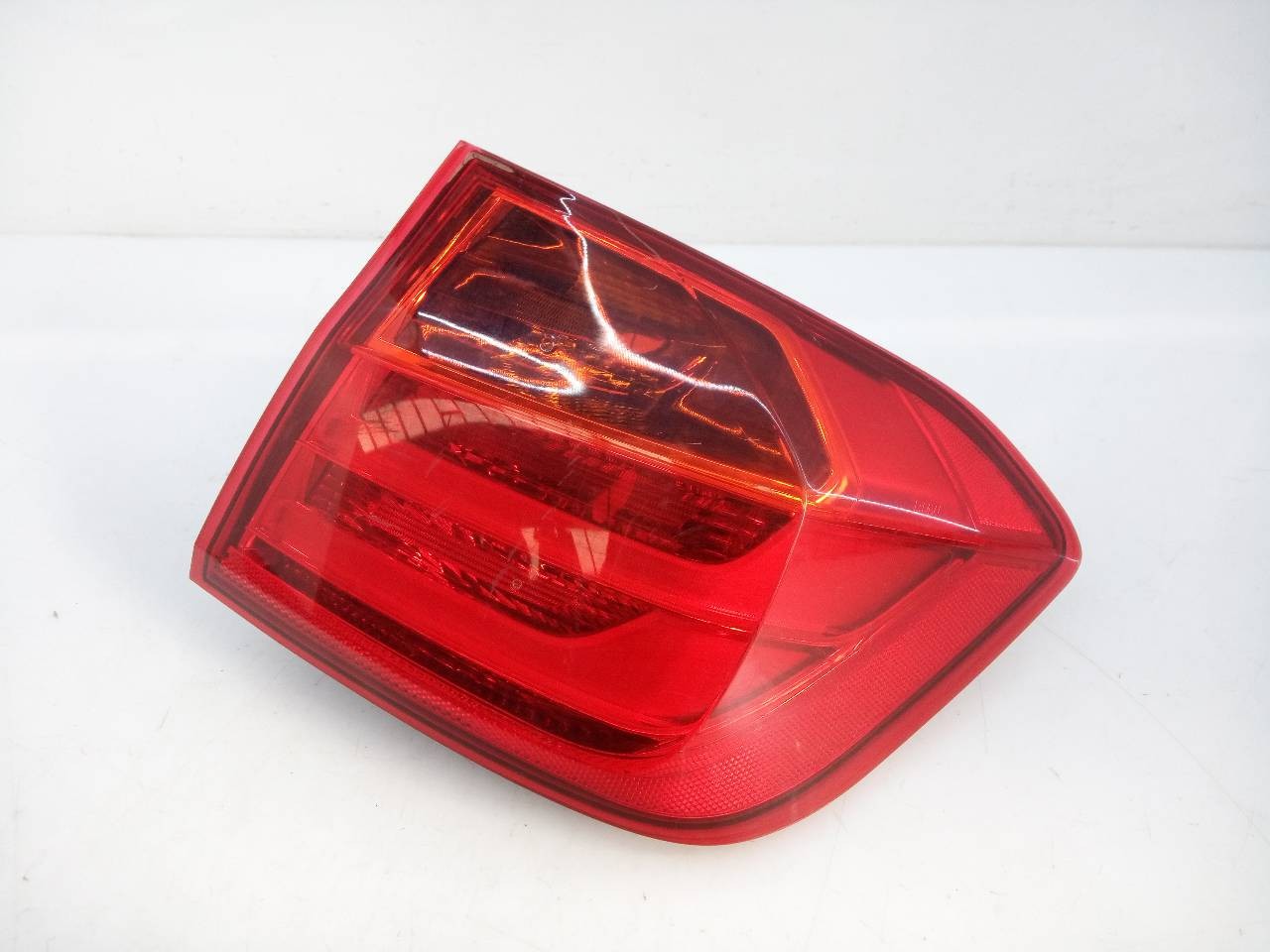 PILOTO TRASERO DERECHO BMW SERIE 3 LIM. (F30) 18361112 / E1-A3-39-2 / 6321725989407 18361112E1A33926321725989407
