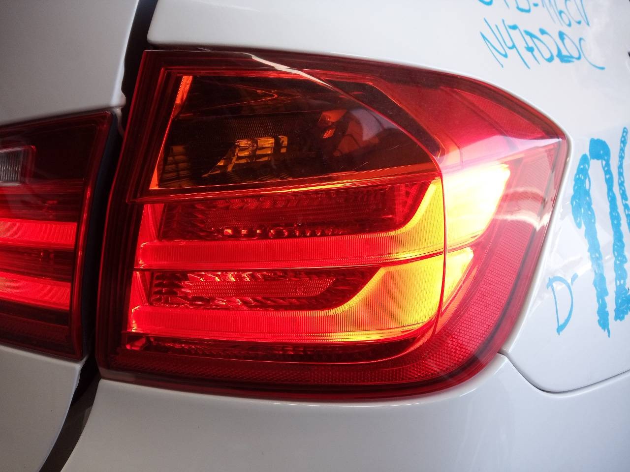 PILOTO TRASERO DERECHO BMW SERIE 3 LIM. (F30) 18361112 / E1-A3-39-2 / 6321725989407 18361112E1A33926321725989407 - Vista 2
