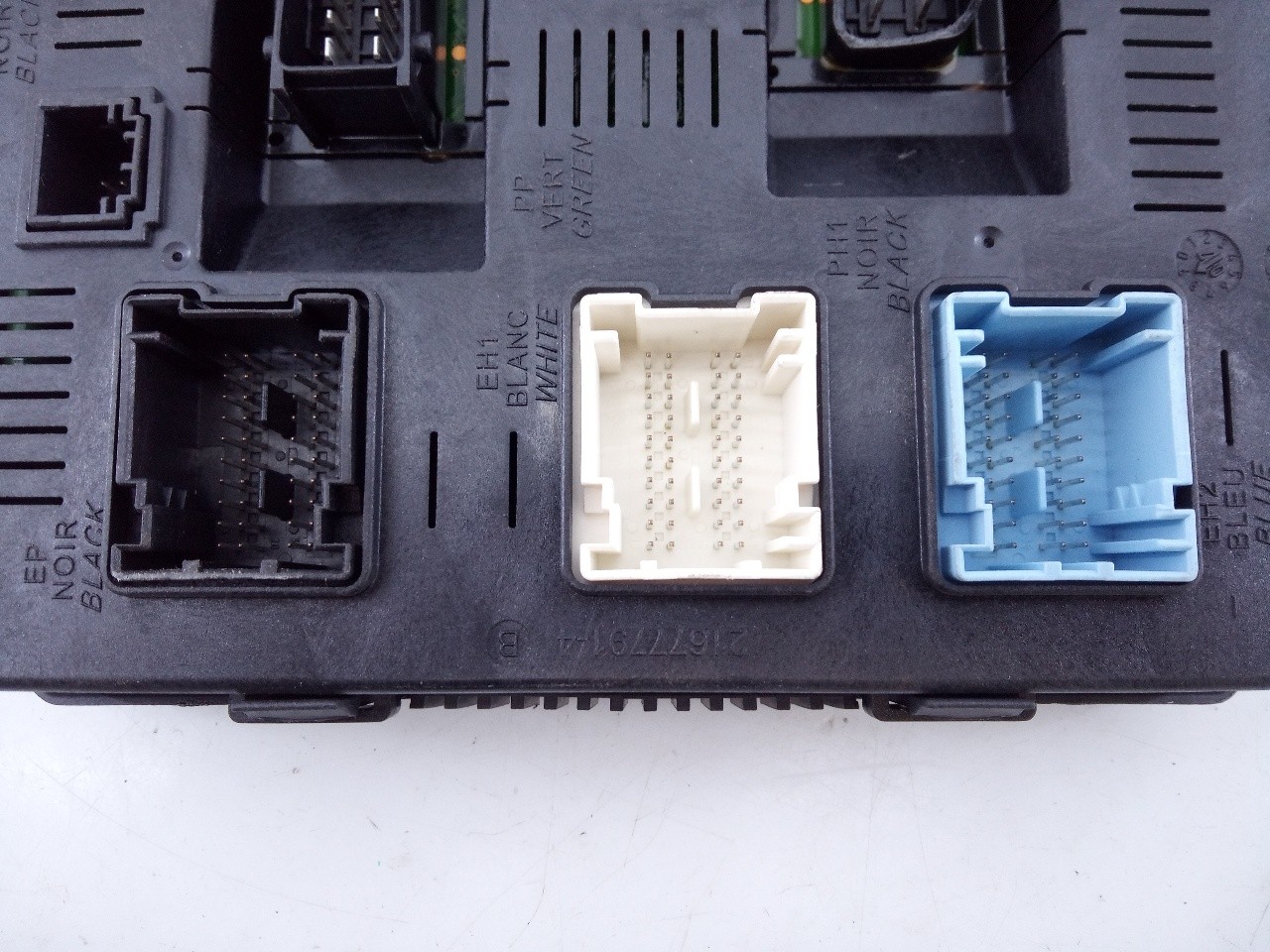 CAJA RELES / FUSIBLES CITROËN C4 GRAND PICASSO 9663510180 / E3-B2-35-4 9663510180E3B2354 - Vista 3