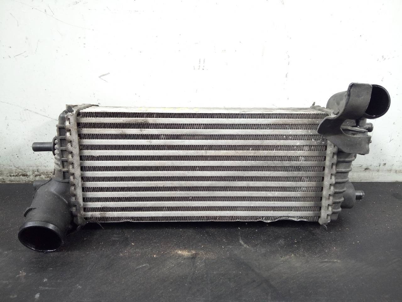 INTERCOOLER FORD FOCUS LIM. (CB8) BV619L440CE / P2-A11-12 / FCC7A BV619L440CEP2A1112FCC7A