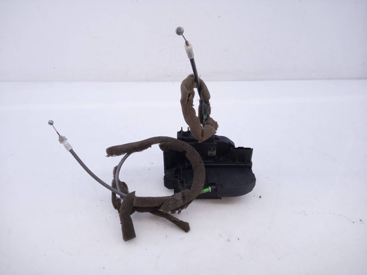 CERRADURA PUERTA TRASERA DERECHA NISSAN QASHQAI (J10) E2-A4-55-1 E2A4551
