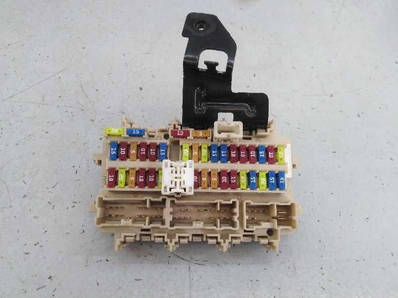 CAJA RELES / FUSIBLES NISSAN QASHQAI (J11) E3-B4-35-3 E3B4353