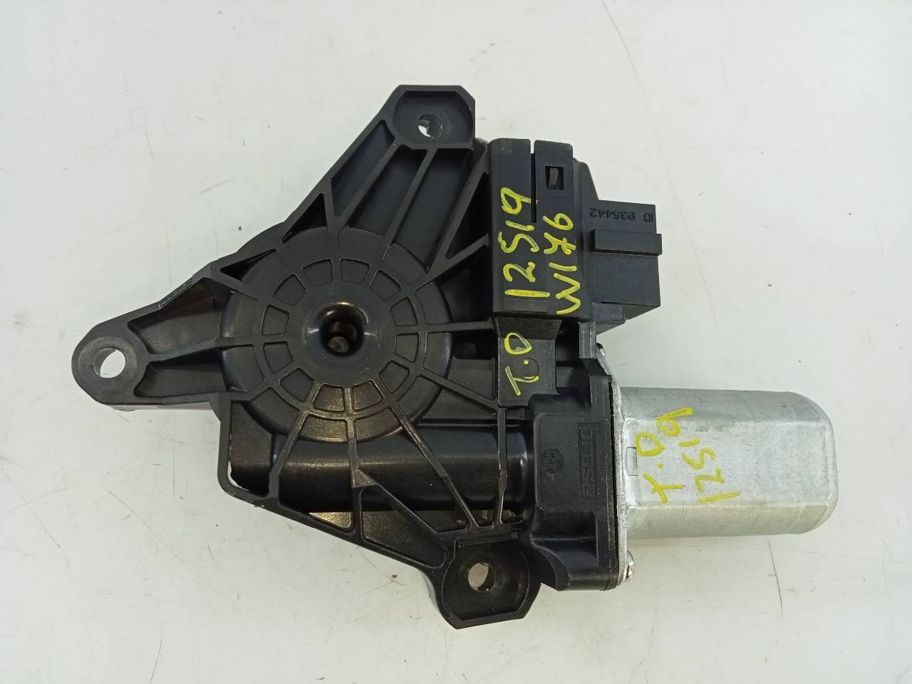 MOTOR ELEVALUNAS TRASERO DERECHO MERCEDES-BENZ CLASE A (W176) 968741100 / E1-A2-52-1 / SD883107 968741100E1A2521SD883107
