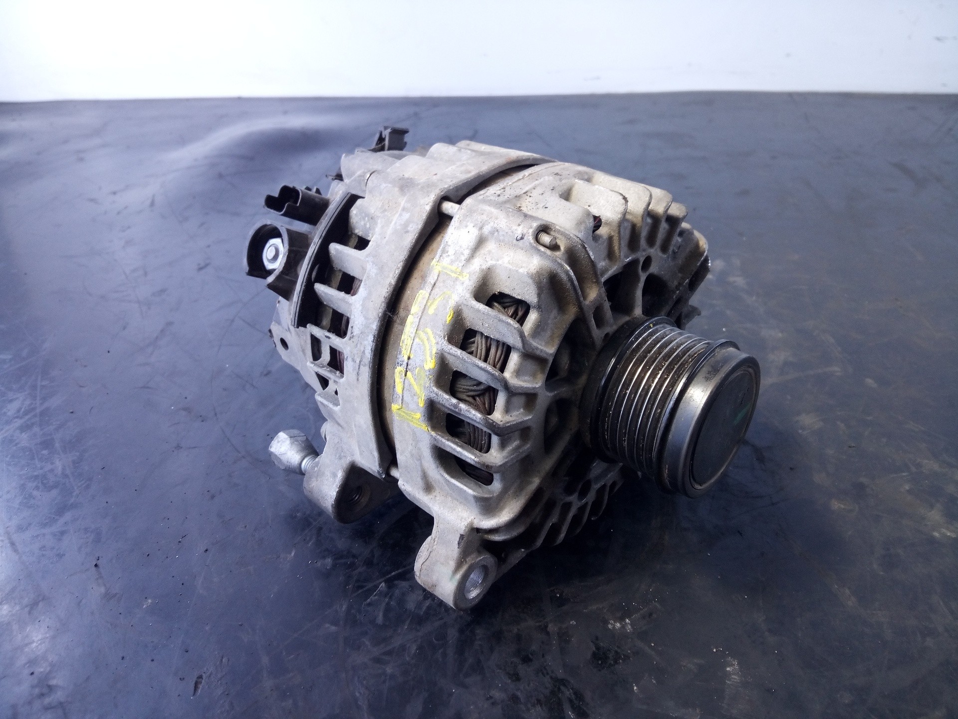 ALTERNADOR OPEL CROSSLAND X 9810525380 / P3-B6-9-3 / 2624310C 9810525380P3B6932624310C - Vista 2