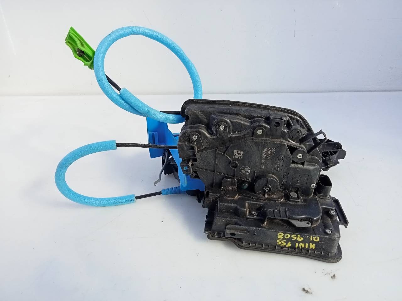 CERRADURA PUERTA DELANTERA IZQUIERDA MINI MINI 5-TRG. (F55) 728193111 / E1-A3-52-1 / 18283810 728193111E1A352118283810