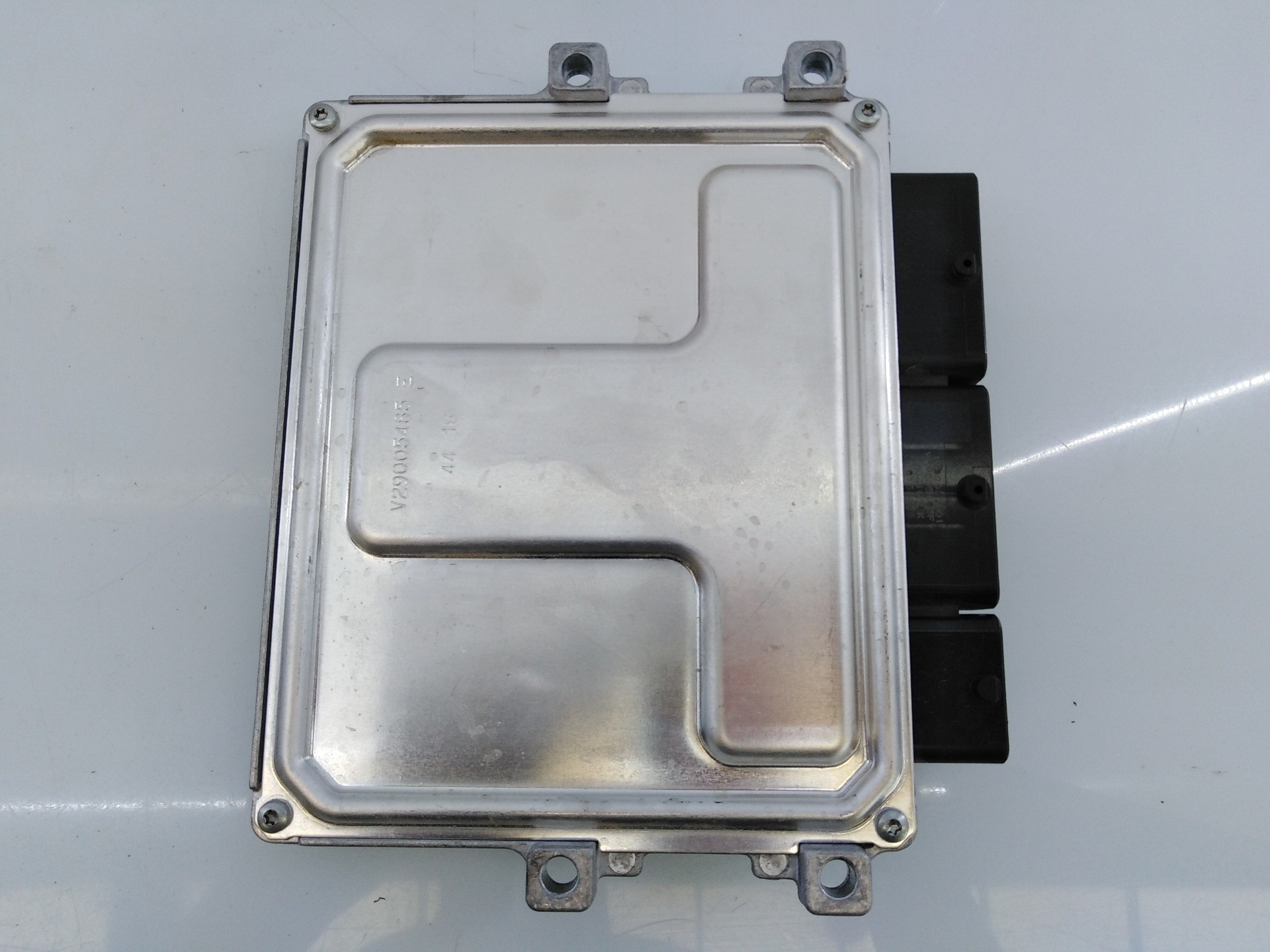 CENTRALITA MOTOR UCE DACIA SANDERO 237102982S / E2-A1-45-2 / 237105499R 237102982SE2A1452237105499R - Vista 2