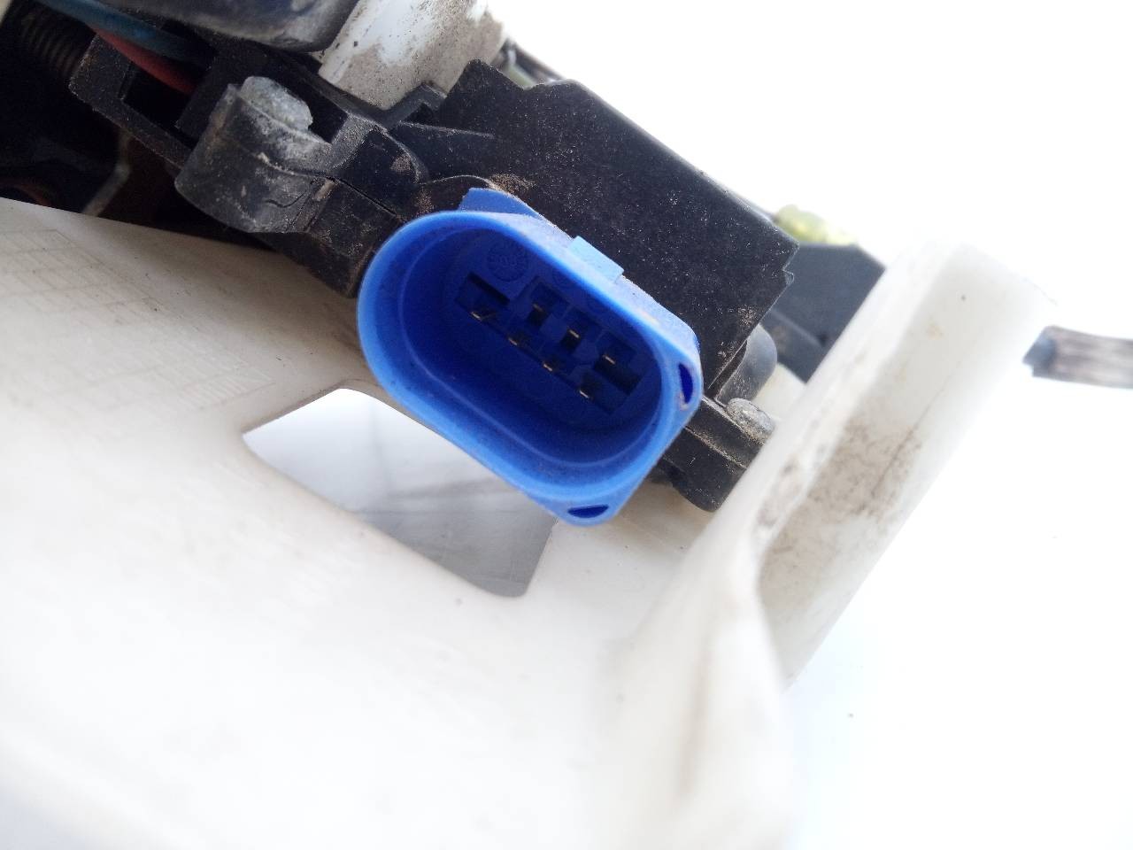CERRADURA PUERTA TRASERA IZQUIERDA VOLKSWAGEN TOUAREG (7LA) 7L0839089 / E1-A5-52-1 7L0839089E1A5521 - Vista 3