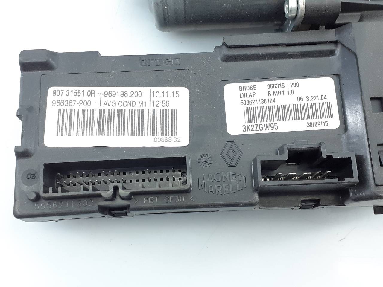 MOTOR ELEVALUNAS DELANTERO IZQUIERDO RENAULT MEGANE III BERLINA 5 P 968431100 / E1-A1-4-1 / 0130822479 968431100E1A1410130822479 - Vista 3