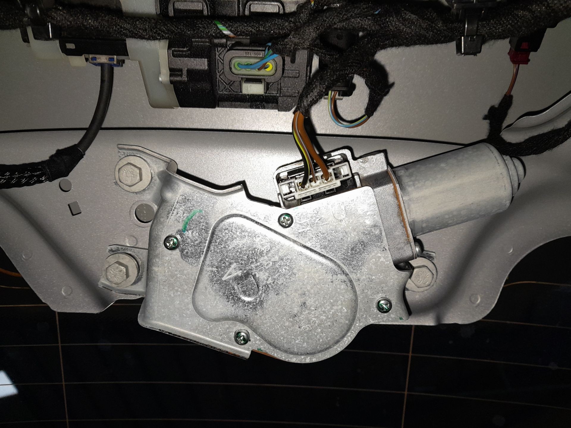 MOTOR LIMPIA TRASERO MERCEDES-BENZ GLB (X247) A2479065102 A2479065102