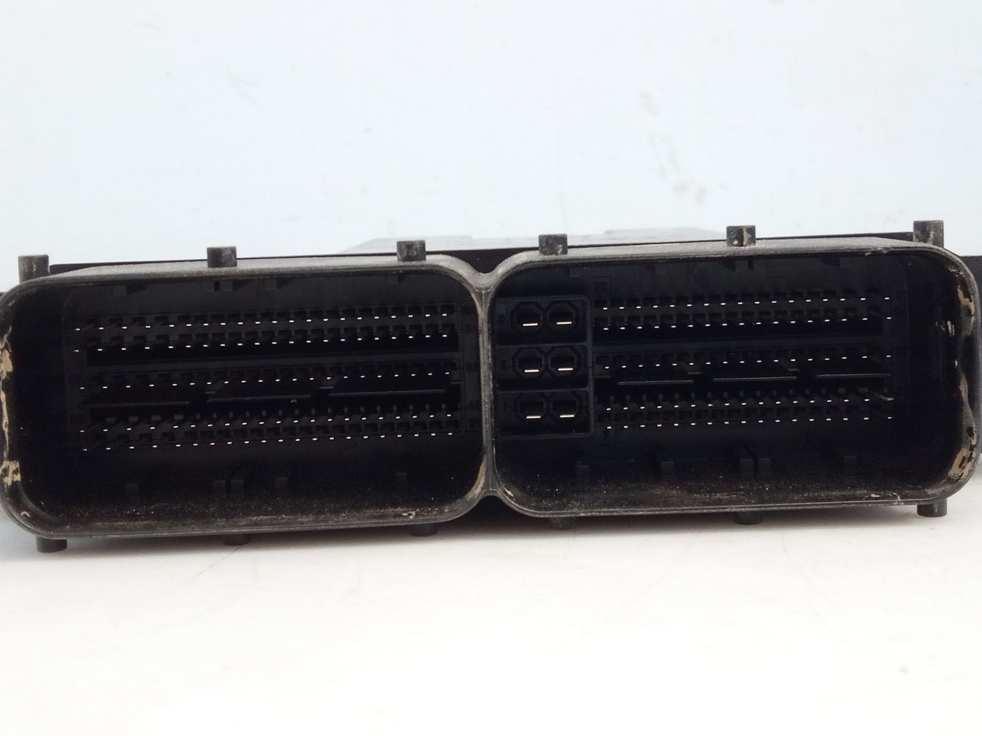 CENTRALITA MOTOR UCE VOLKSWAGEN GOLF VII (5G1, BQ1, BE1, BE2) 04L907309R / E2-A1-15-7 / 0281031066 04L907309RE2A11570281031066 - Vista 3
