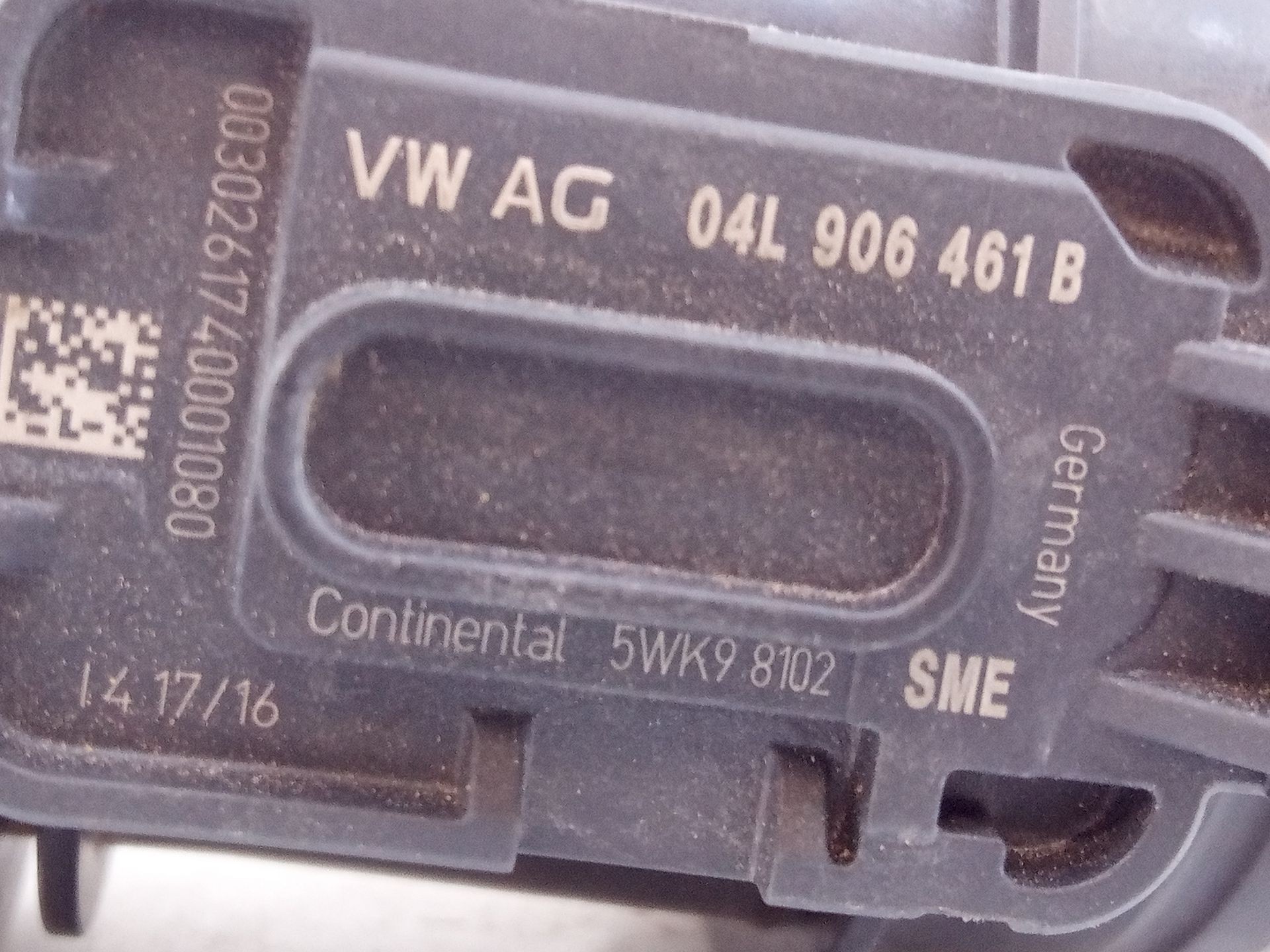CAUDALIMETRO VOLKSWAGEN GOLF VII (5G1, BQ1, BE1, BE2) 04L906461B / E2-A1-24-3 / 5WK98102 04L906461BE2A12435WK98102 - Vista 3