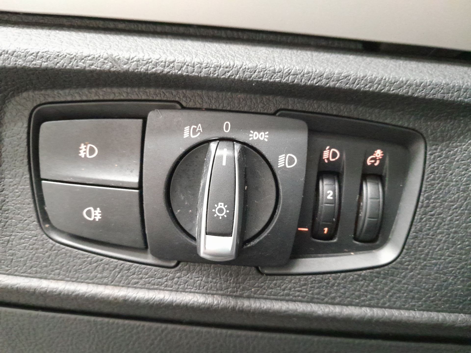 MANDO LUCES BMW 1 (F20) 939394903 / E3-A2-38-2 / 549648909 939394903E3A2382549648909 - Vista 2