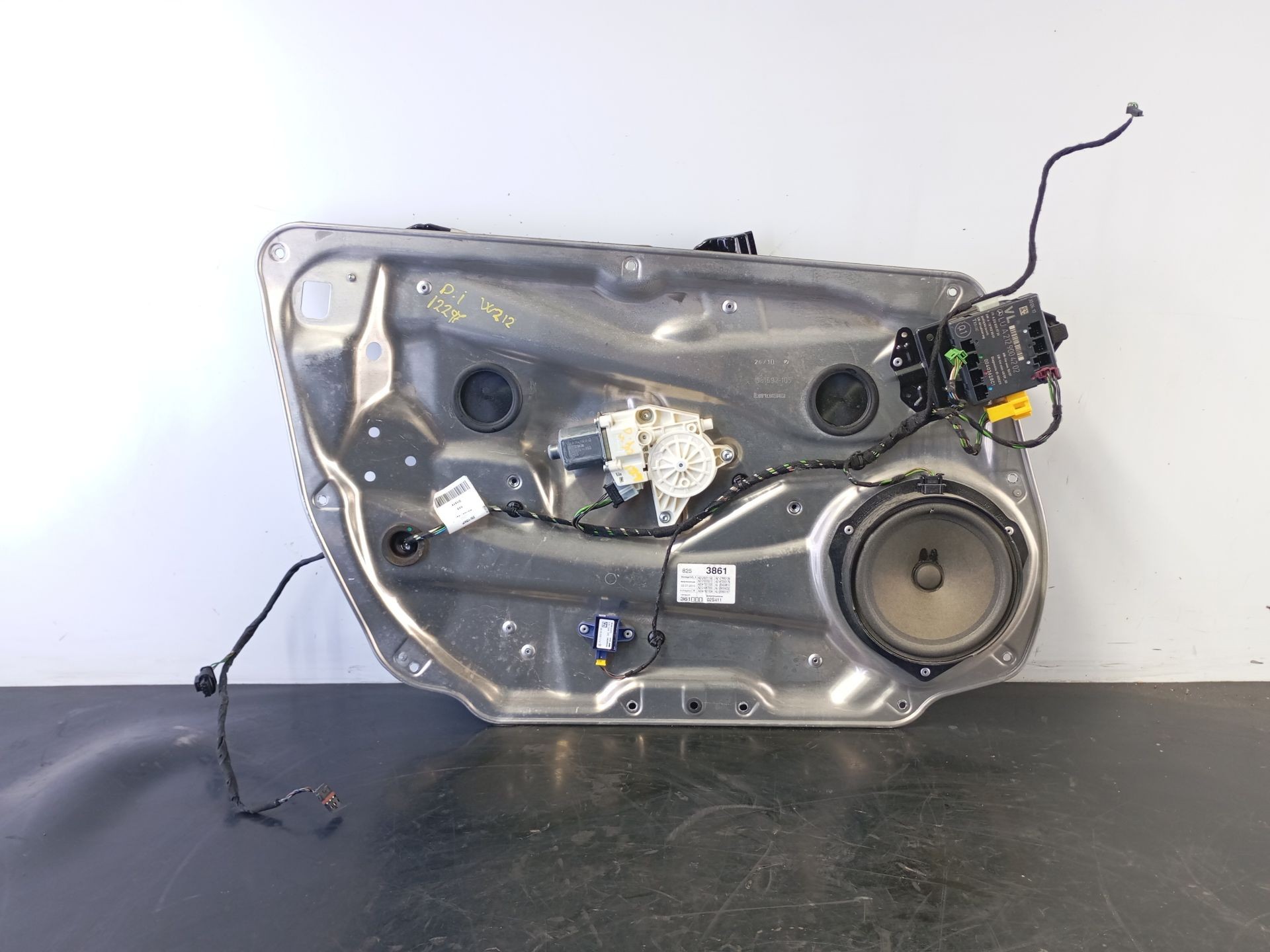 ELEVALUNAS DELANTERO IZQUIERDO MERCEDES-BENZ CLASE E (W212) LIM. A2048200142 / P2-A4-32 A2048200142P2A432