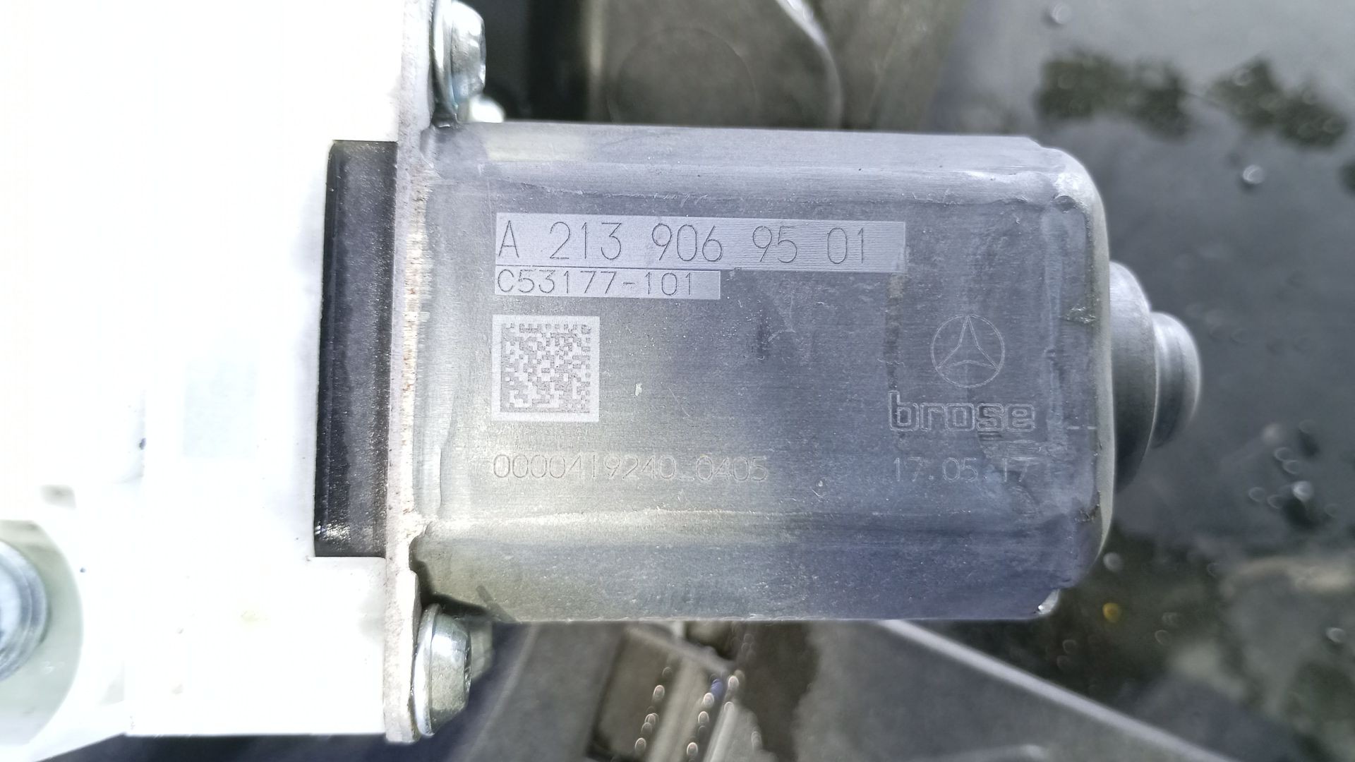 ELEVALUNAS DELANTERO DERECHO MERCEDES-BENZ CLASE C (W205) LIM. A2139069501 / P2-A4-32 A2139069501P2A432 - Vista 3