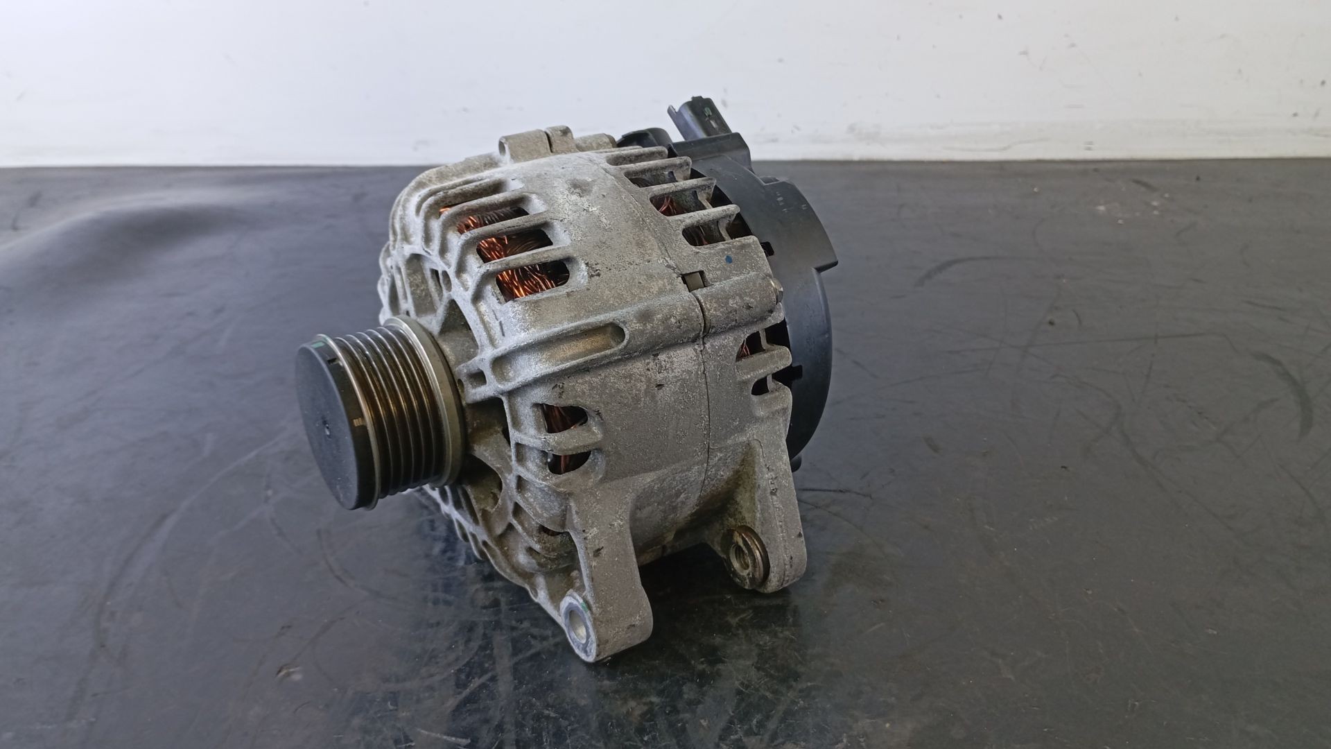 ALTERNADOR OPEL CORSA F 9835689480 / P3-B5-24-3 9835689480P3B5243