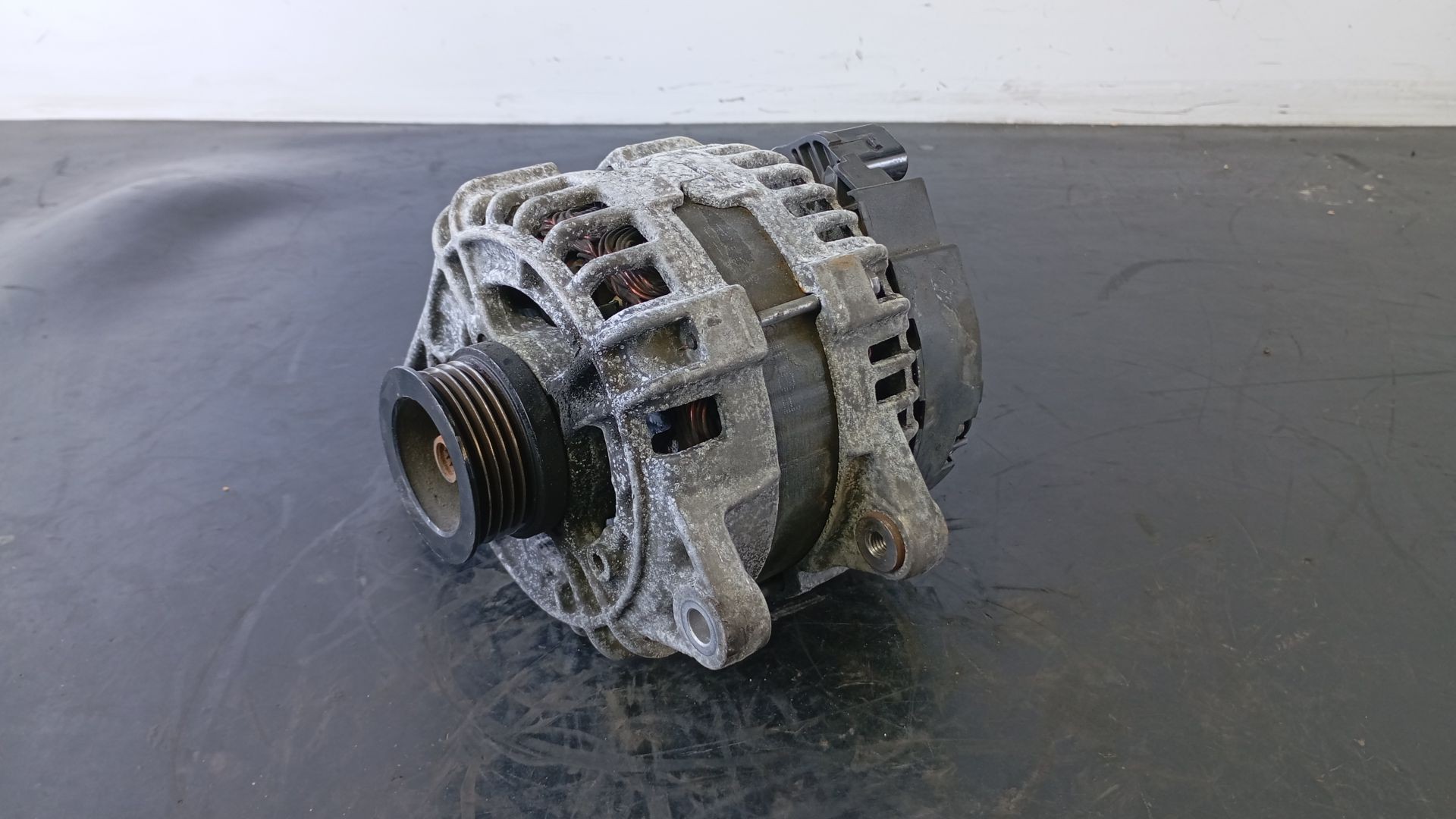 ALTERNADOR MERCEDES-BENZ CLASE CLA (W117) A0009063322 / P3-A4-30-4 A0009063322P3A4304