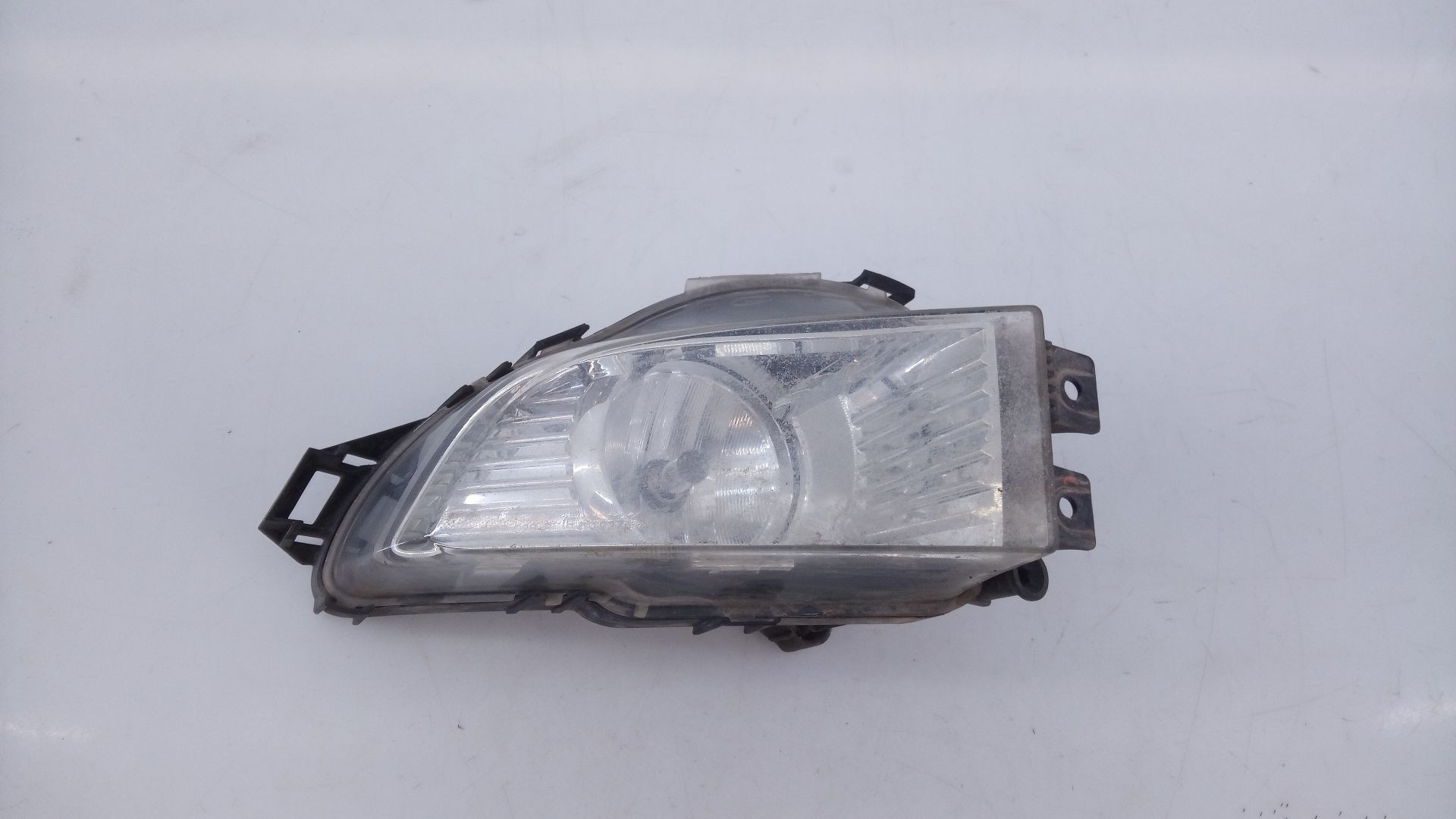 FARO ANTINIEBLA DERECHO OPEL INSIGNIA A (G09) 662588537 / E2-B6-4-1 662588537E2B641
