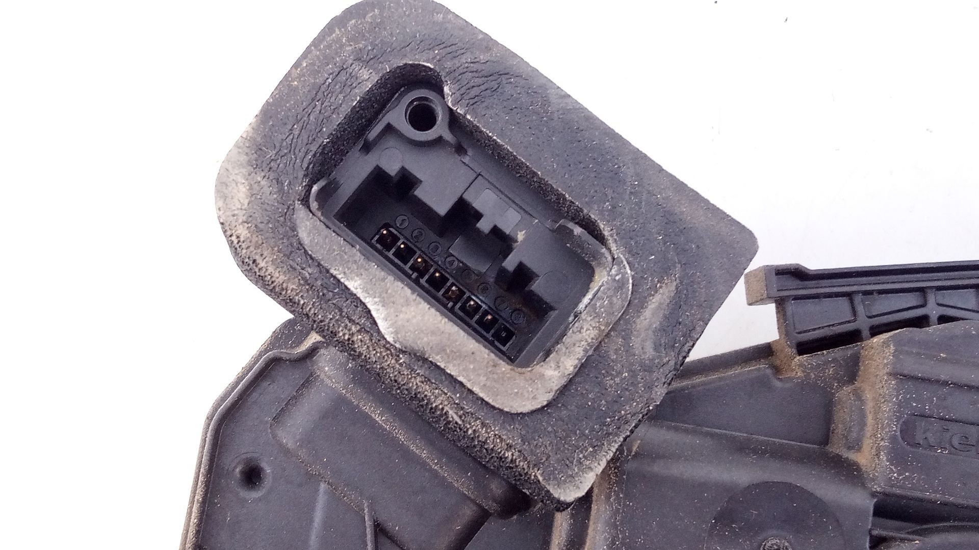 CERRADURA PUERTA DELANTERA IZQUIERDA VOLKSWAGEN GOLF VII (5G1, BQ1, BE1, BE2) 5K1837015 / E1-B6-8-1 5K1837015E1B681 - Vista 3