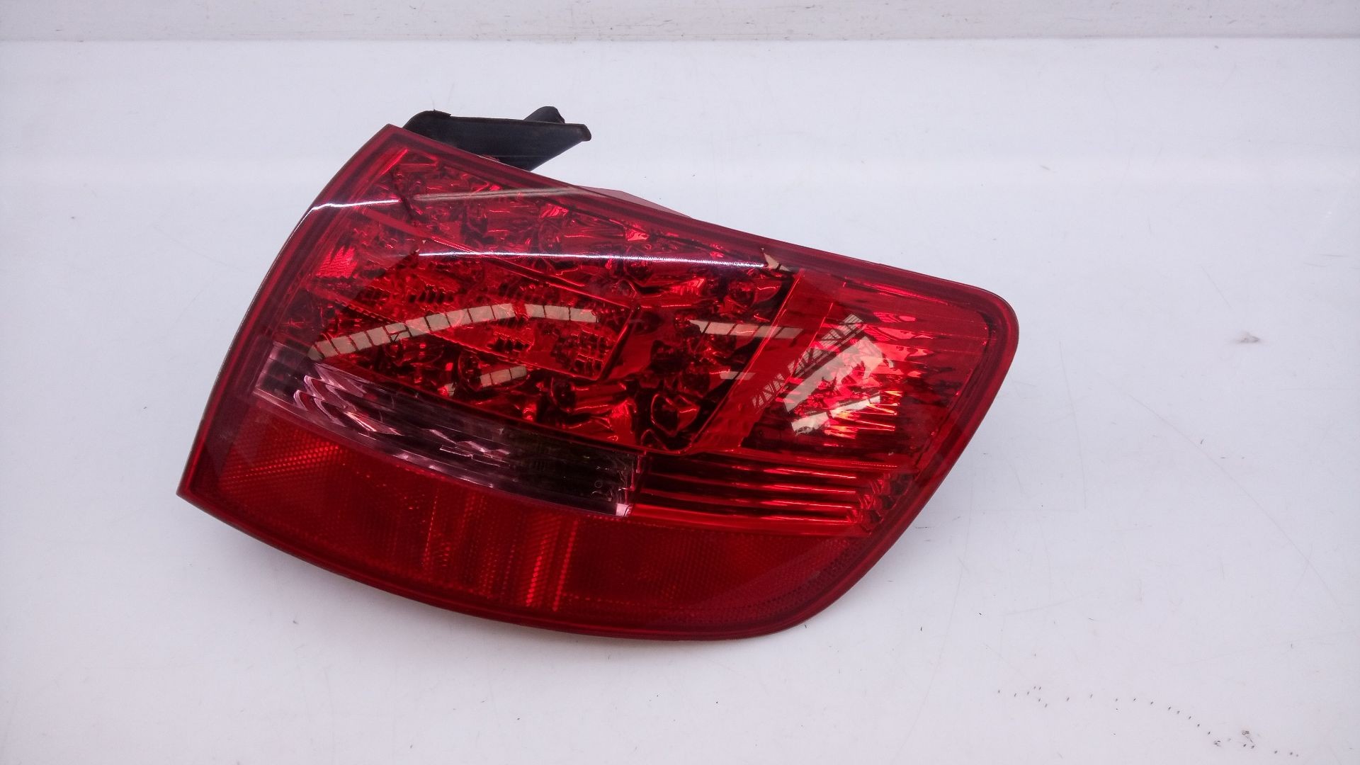 PILOTO TRASERO DERECHO AUDI A6 AVANT (4F5) 89036915R / E1-B6-7-2 89036915RE1B672 - Vista 2