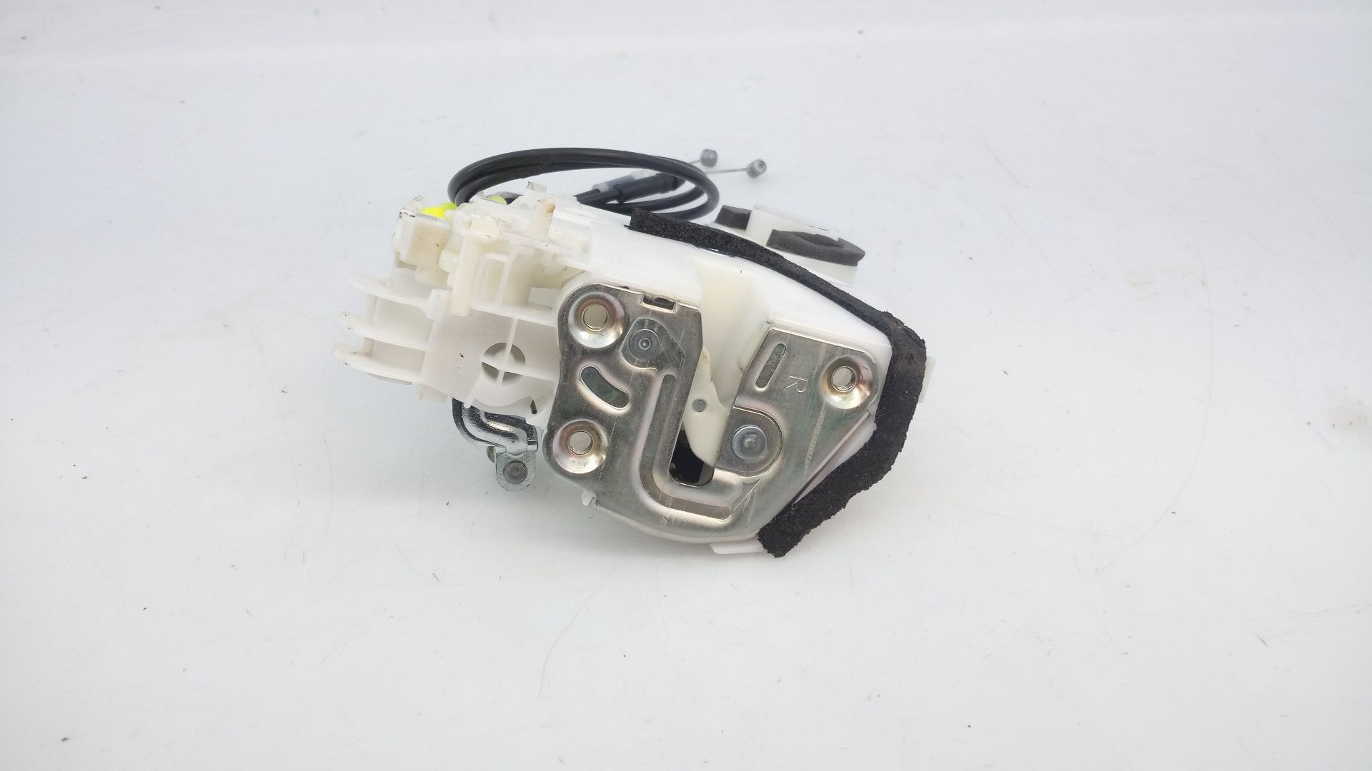 CERRADURA PUERTA TRASERA DERECHA SUZUKI VITARA 8230154P01 / E2-A3-5-1 8230154P01E2A351 - Vista 3
