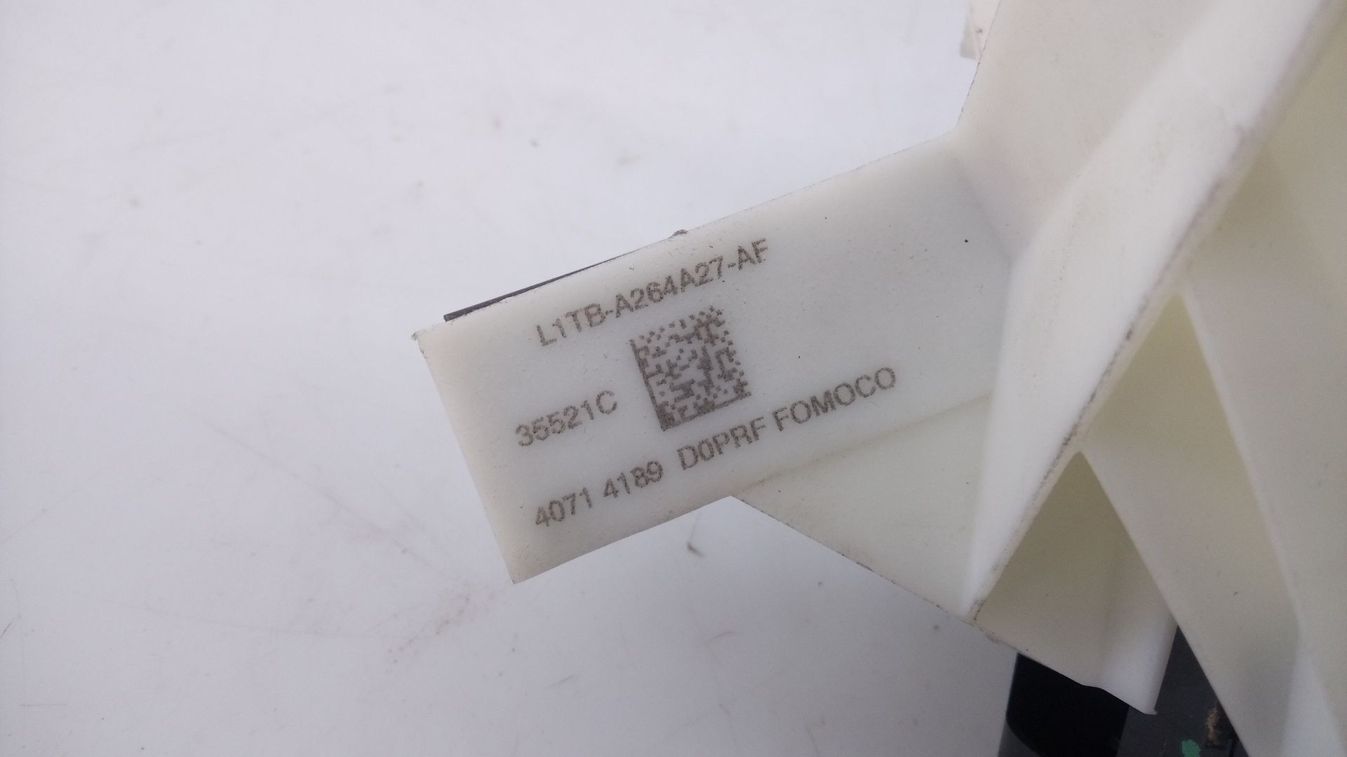 CERRADURA PUERTA TRASERA IZQUIERDA FORD PUMA (J2K, CF7) A264A27 / E2-B3-5-2 A264A27E2B352 - Vista 2