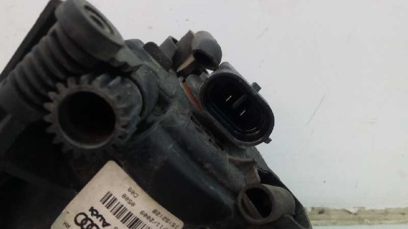 FARO ANTINIEBLA DERECHO VOLKSWAGEN PASSAT CC (357) 8T0941700 / E1-B6-43-1 8T0941700E1B6431 - Vista 3