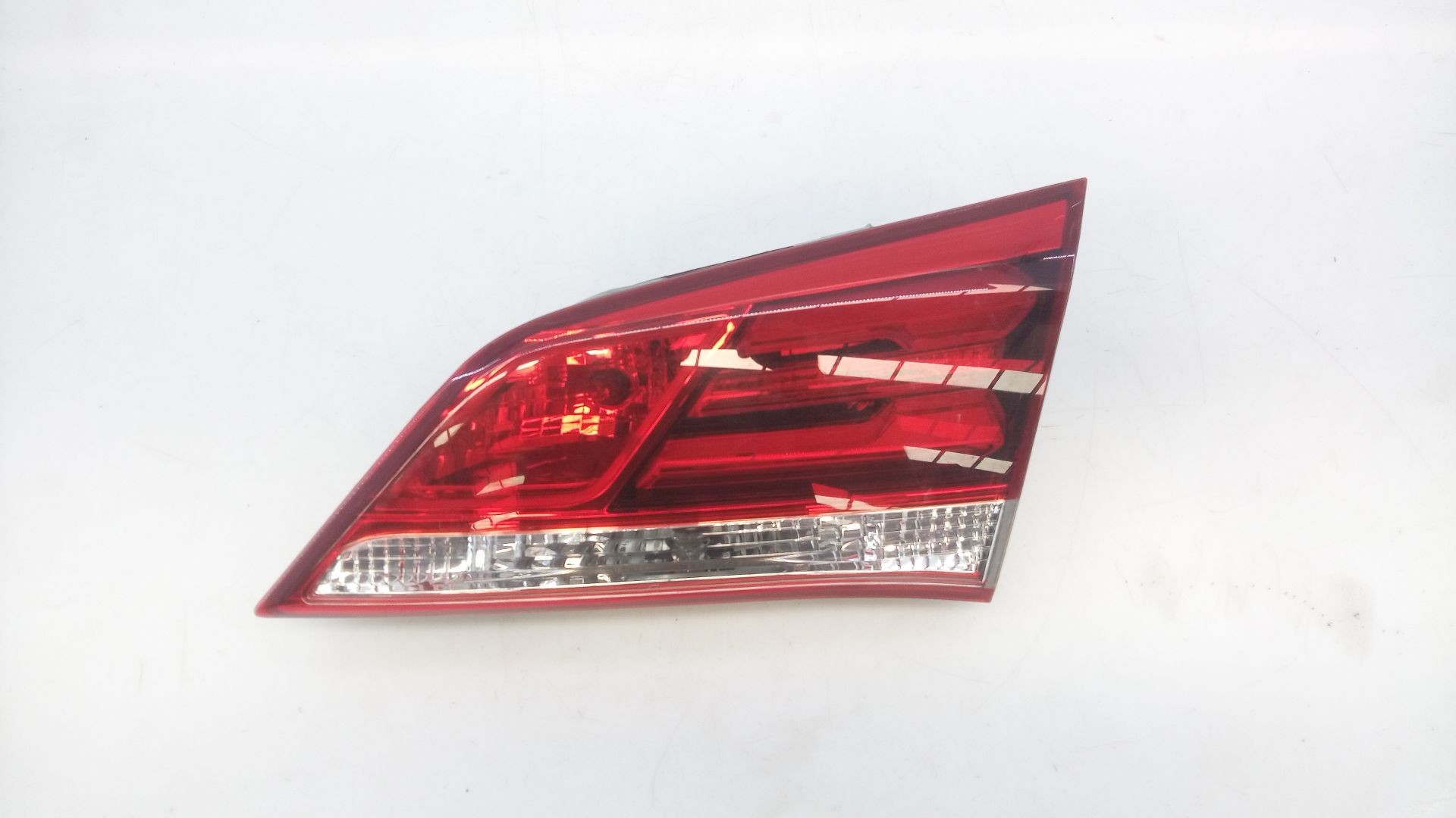 PILOTO TRASERO DERECHO PORTON HYUNDAI I40 E2-B5-13-2 E2B5132 - Vista 2