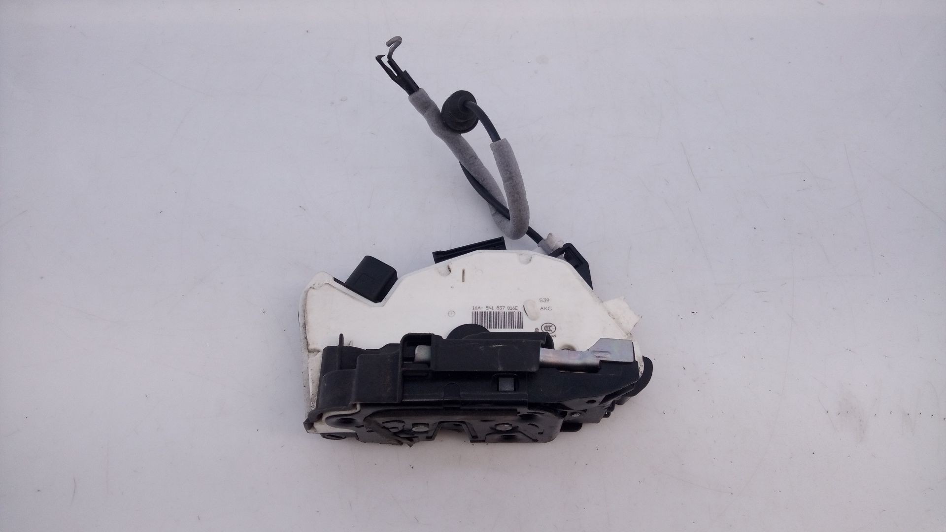 CERRADURA PUERTA DELANTERA DERECHA VOLKSWAGEN TIGUAN (5N2) 5N1837016E / E1-B6-4-2 5N1837016EE1B642 - Vista 2