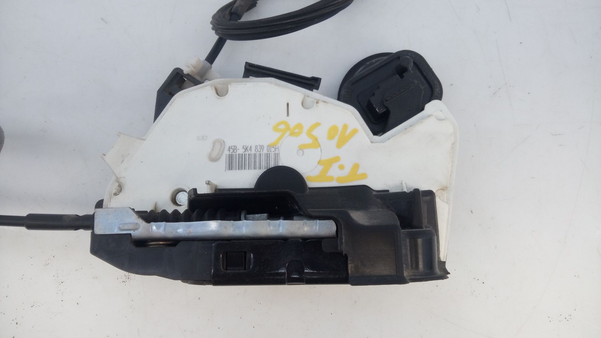 CERRADURA PUERTA TRASERA IZQUIERDA VOLKSWAGEN GOLF VI (5K1) 5K4839015H / E1-B6-4-2 5K4839015HE1B642 - Vista 2
