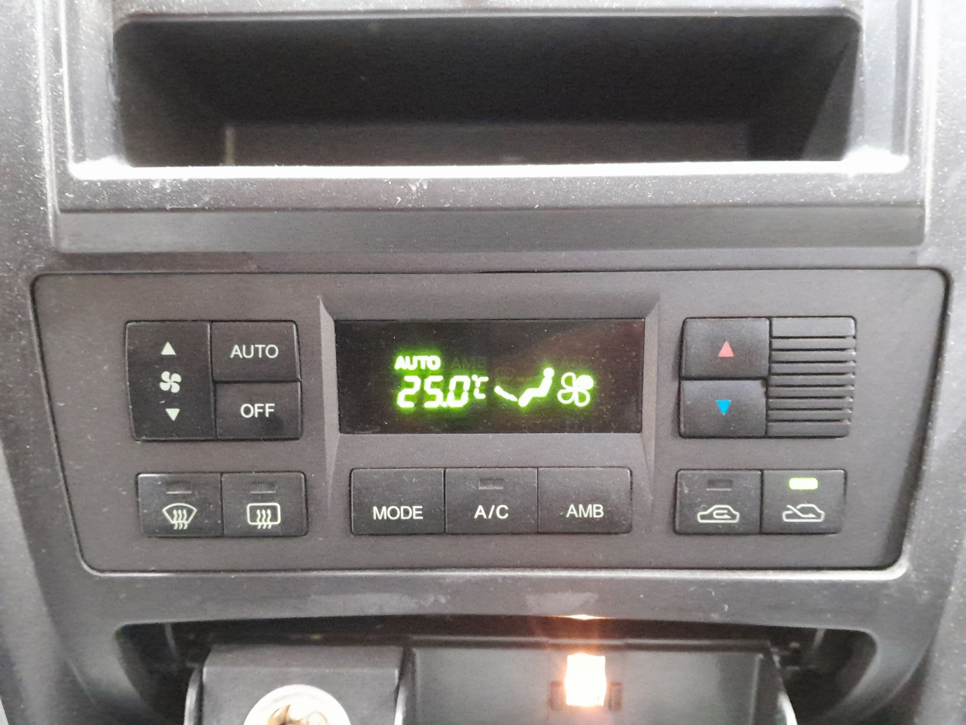 MANDO CLIMATIZADOR HYUNDAI TERRACAN (HP) 972XXH1800 / E3-A3-34-3 972XXH1800E3A3343