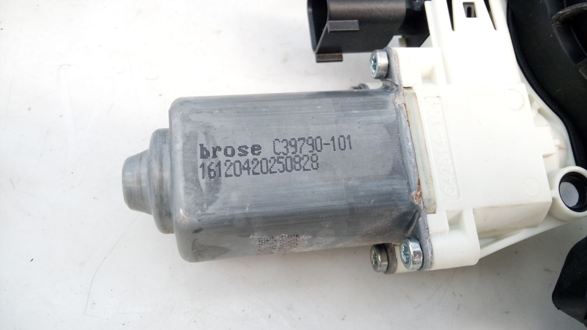 ELEVALUNAS DELANTERO IZQUIERDO LAND ROVER RANGE ROVER EVOQUE (L551) C39790101 / E1-B4-4-2 / 16120420250828 C39790101E1B44216120420250828 - Vista 3