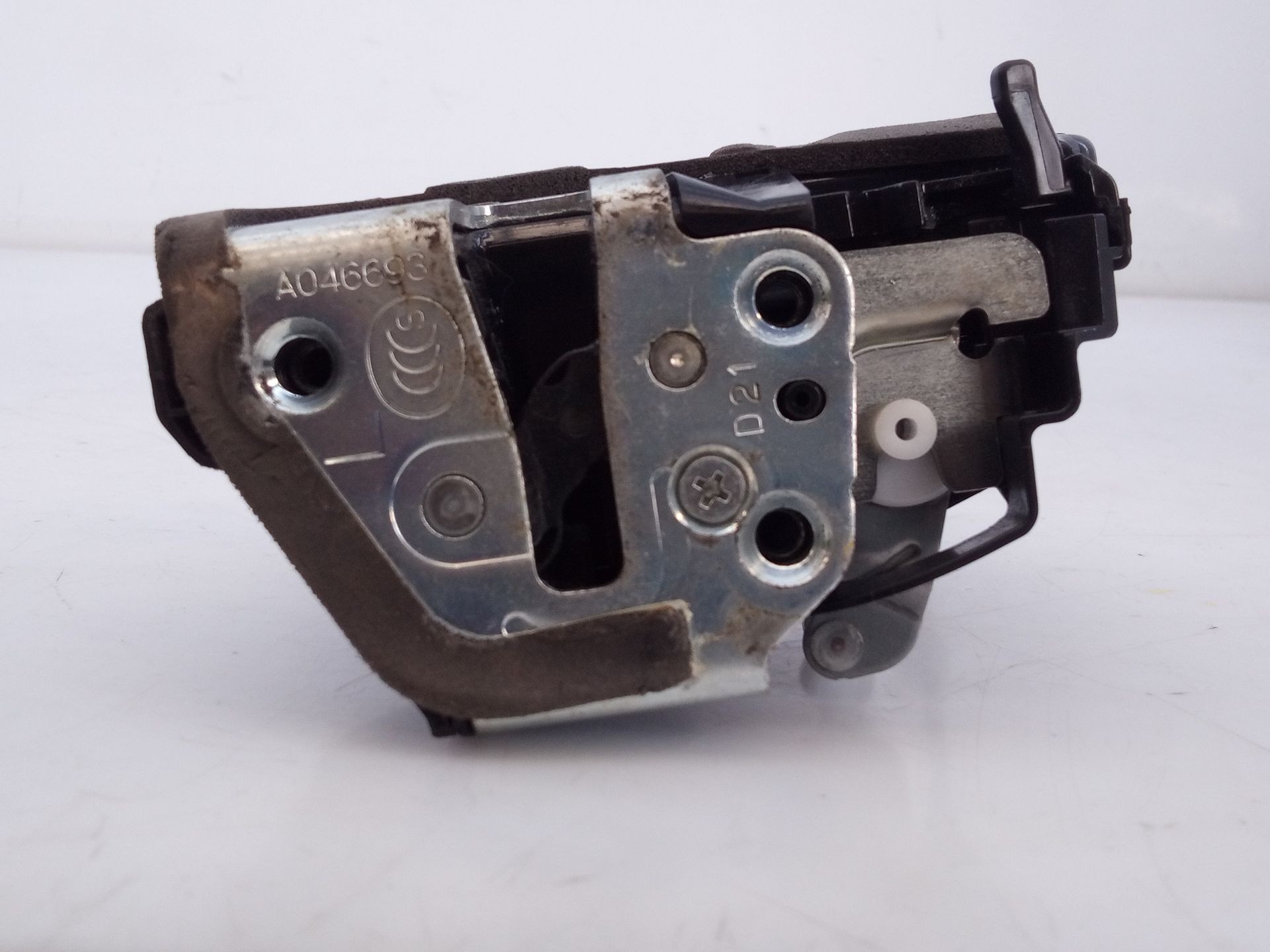 CERRADURA PUERTA TRASERA IZQUIERDA TOYOTA RAV 4 A046693 / E2-B4-53-1 A046693E2B4531 - Vista 3