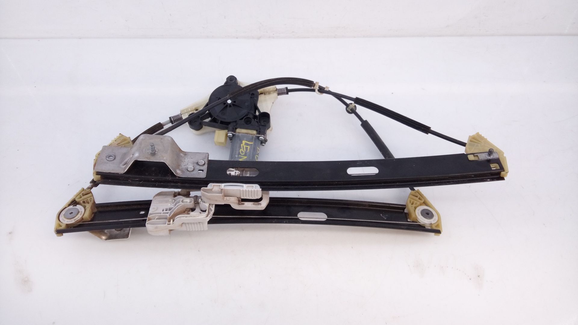 ELEVALUNAS DELANTERO DERECHO SEAT LEON (5F1) 0130822716 0130822716