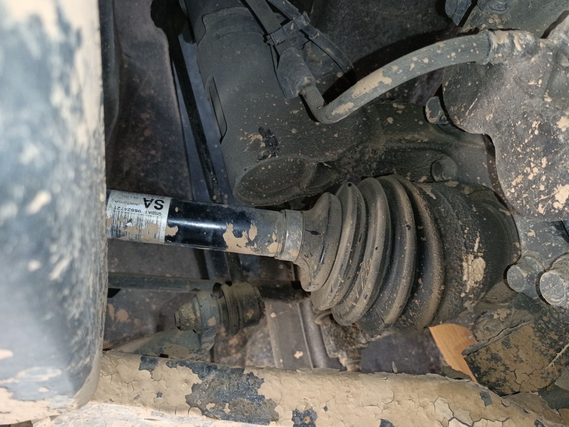 TRANSMISION DELANTERA IZQUIERDA CHEVROLET CAPTIVA (C100, C140) 96624721 96624721
