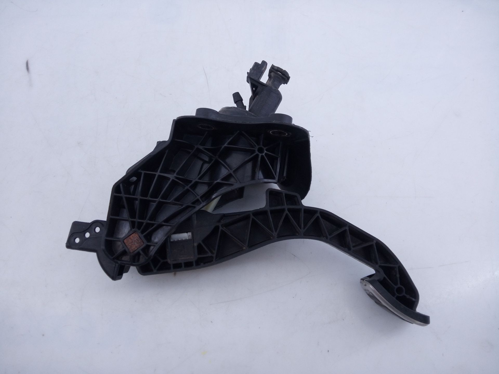 PEDAL EMBRAGUE PEUGEOT 3008 II SUV (MC_, MR_, MJ_, M4_) E1-A4-51-2 E1A4512 - Vista 2