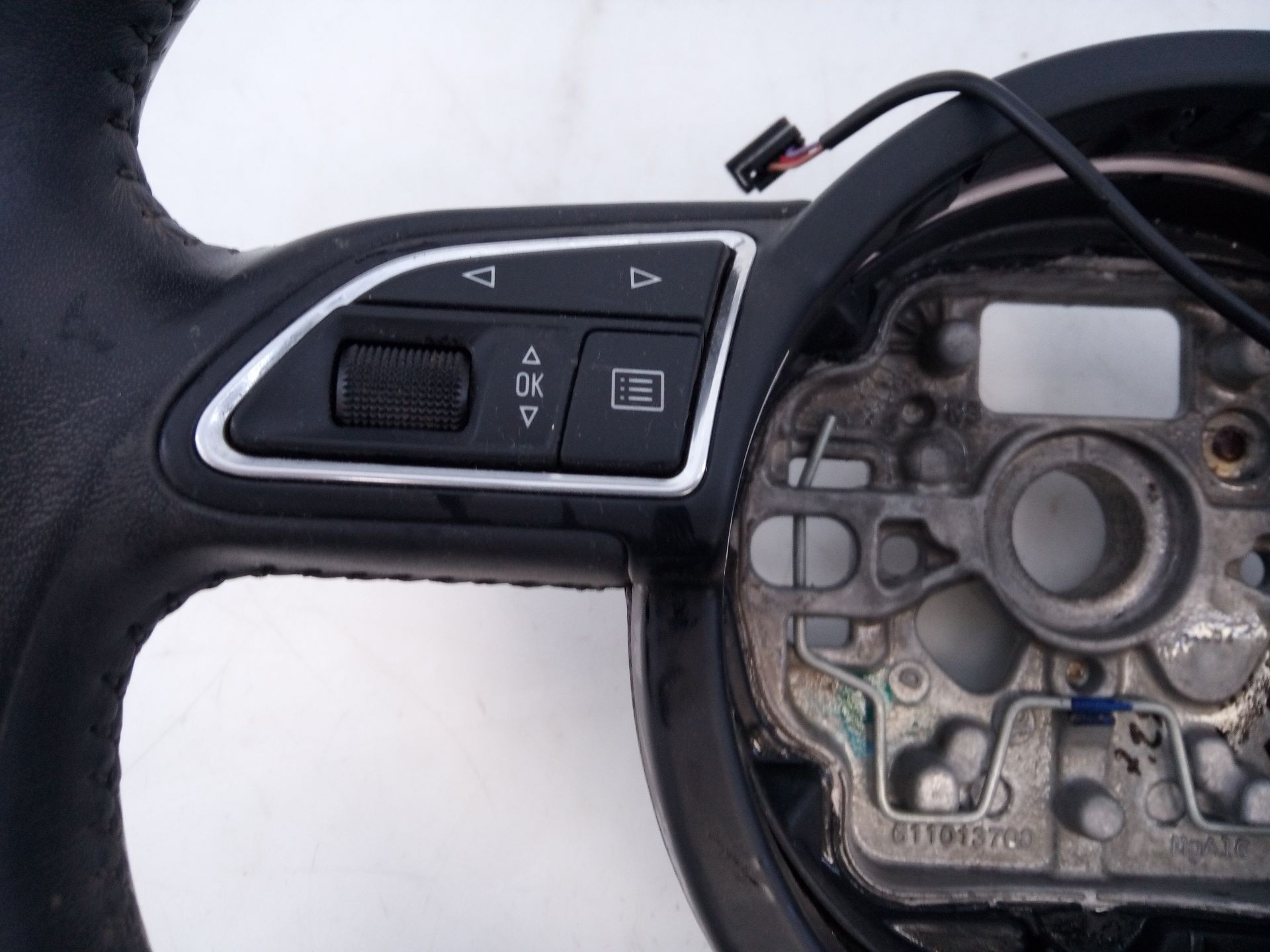 VOLANTE AUDI A1 Sportback (8XA, 8XF) 4G0419091R / E1-B6-15-1 4G0419091RE1B6151 - Vista 2