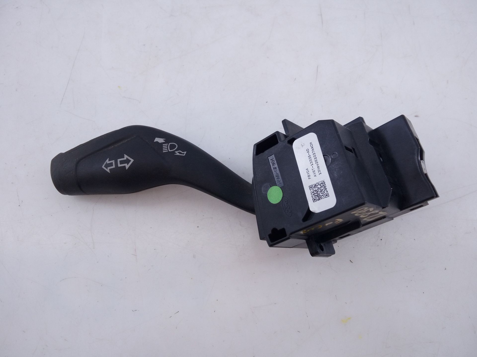 MANDO INTERMITENTES FORD FOCUS LIM. (CB8) AV6T13335AD / E3-B3-24-3 AV6T13335ADE3B3243