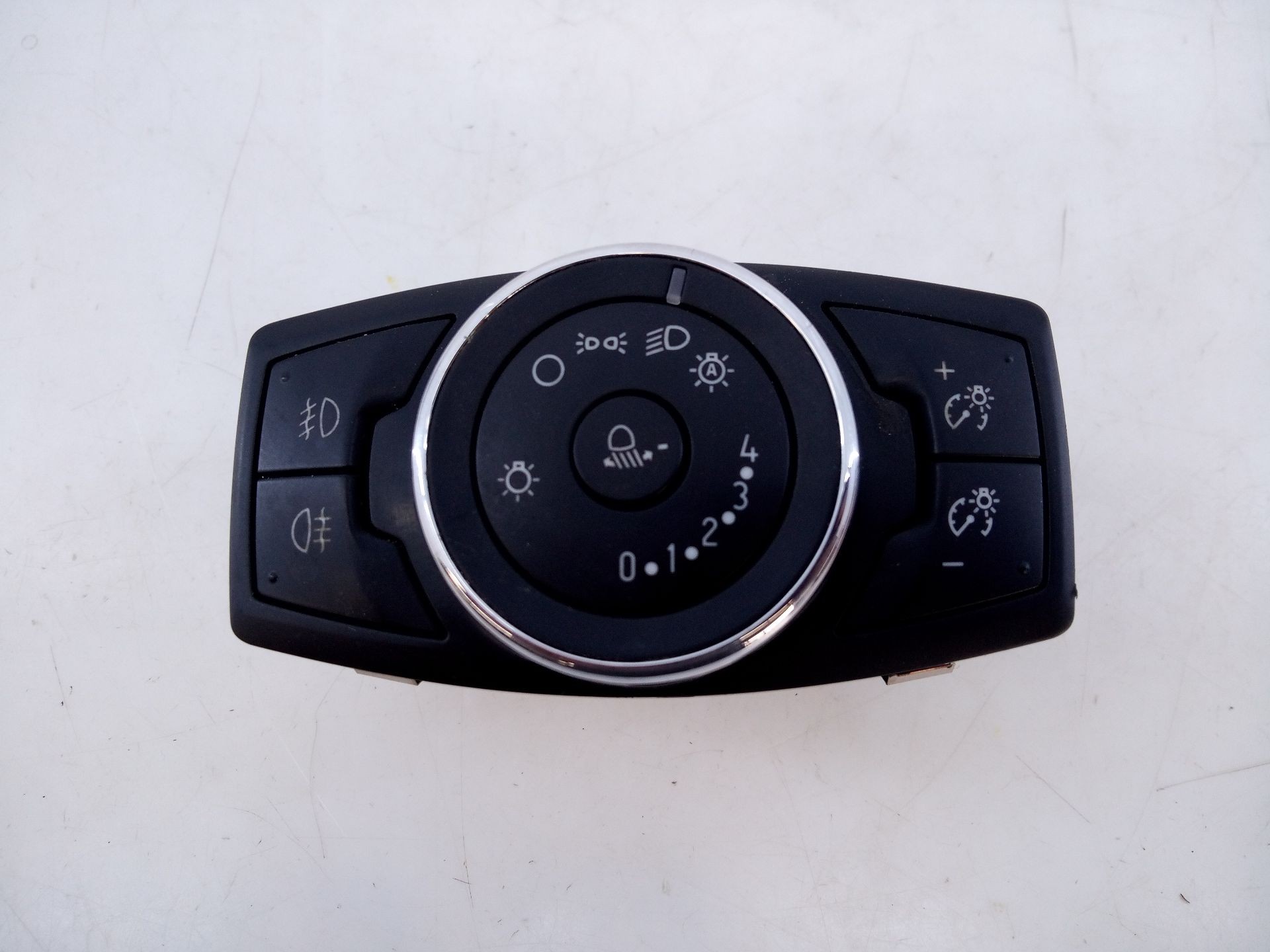 MANDO LUCES FORD FOCUS LIM. (CB8) 10107098 / E3-B3-24-3 10107098E3B3243