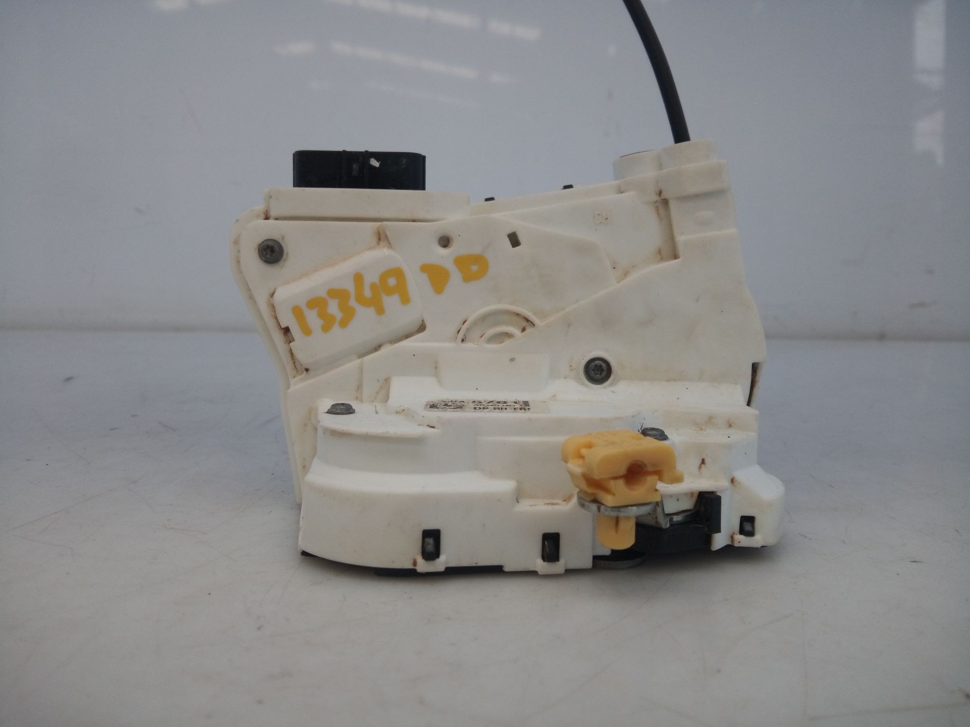 CERRADURA PUERTA DELANTERA DERECHA MG ZS SUV (AZS1) AP3C11B0 / E2-A3-54-2 AP3C11B0E2A3542