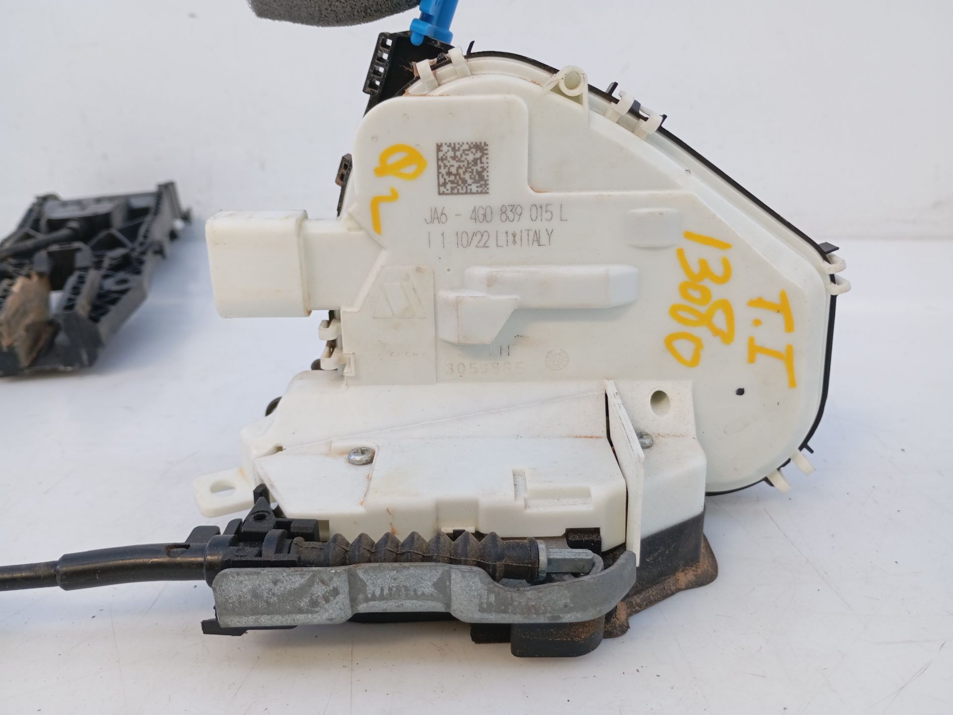 CERRADURA PUERTA TRASERA IZQUIERDA AUDI Q2 4G0839015L / E1-B6-44-1 4G0839015LE1B6441 - Vista 2