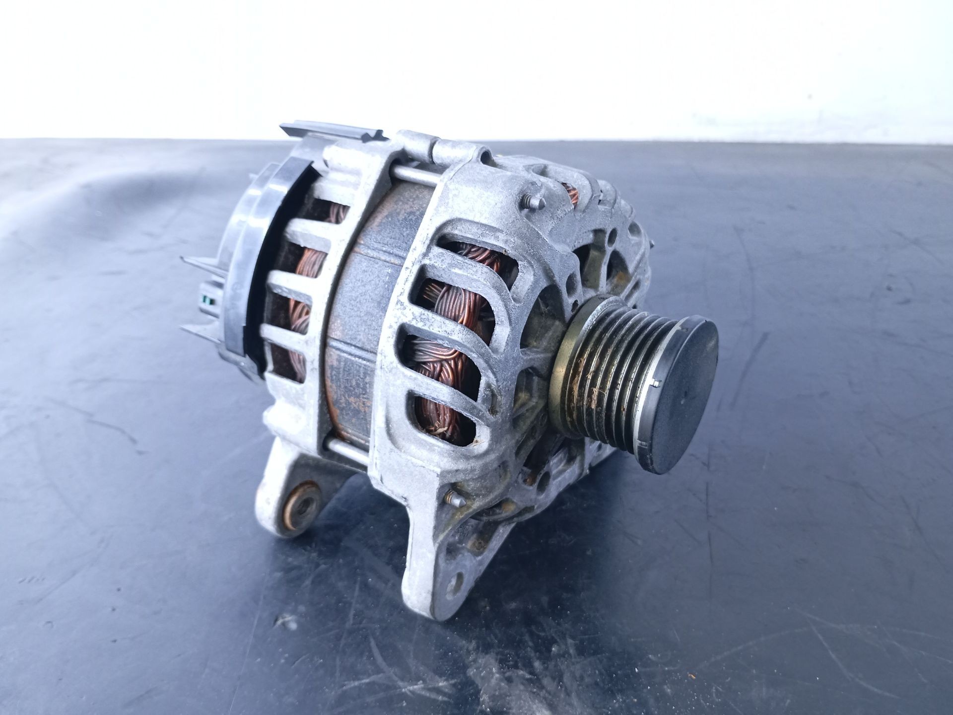 ALTERNADOR RENAULT CAPTUR II (HF_) 231005300R / P3-B6-13-2 / TG12S341 231005300RP3B6132TG12S341 - Vista 3