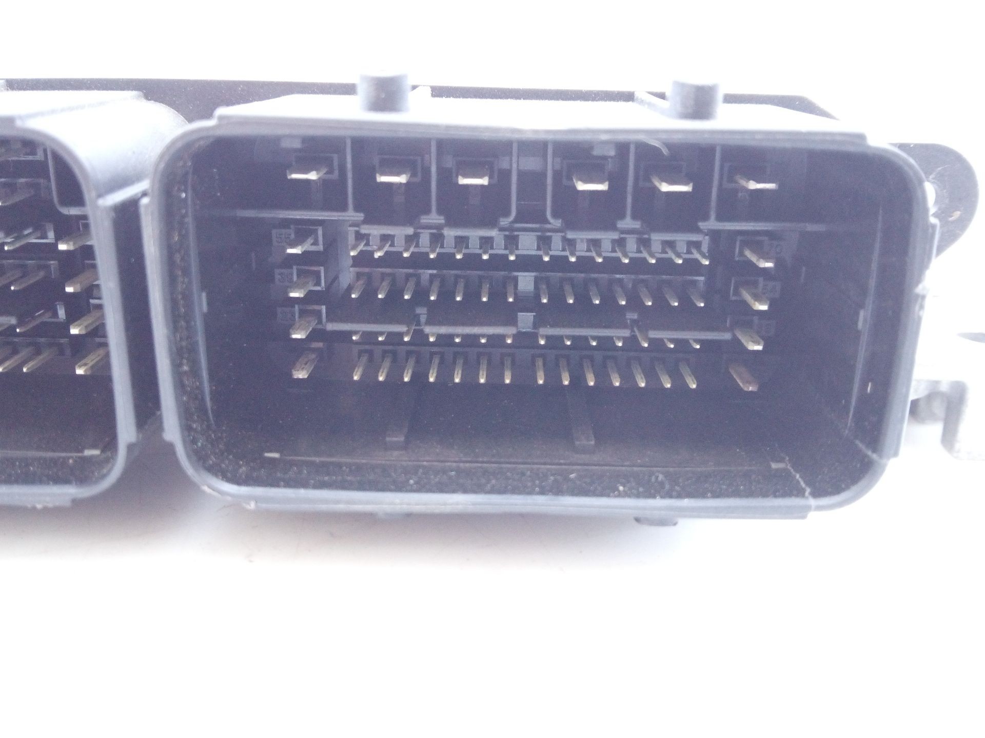 CENTRALITA MOTOR UCE PEUGEOT 208 II (UB_, UP_, UW_, UJ_) 9851331280 / E3-B2-29-3 / 0261S105H6 9851331280E3B22930261S105H6 - Vista 3