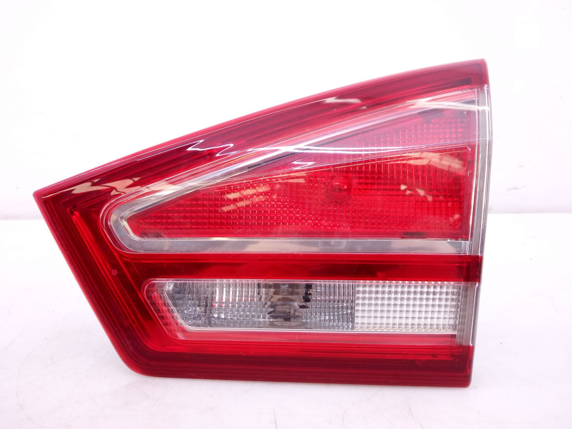 PILOTO TRASERO DERECHO PORTON FORD B-MAX (JK) AV1113A602AG / E2-B3-52-2 AV1113A602AGE2B3522