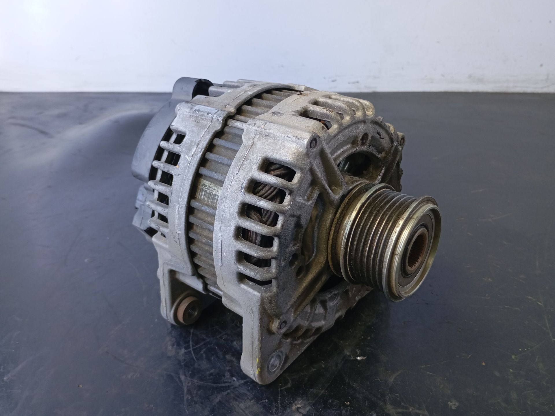 ALTERNADOR VOLKSWAGEN PASSAT CC 03G903023 / P3-B6-19-4 / 0121715003 03G903023P3B61940121715003 - Vista 3