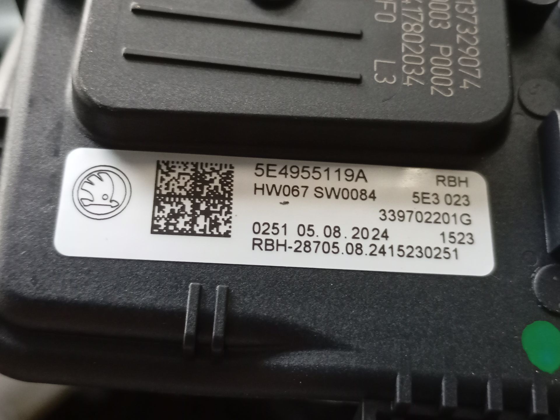 MOTOR LIMPIA DELANTERO SKODA OCTAVIA IV Combi (NX5, PV5) 5E4955119A 5E4955119A