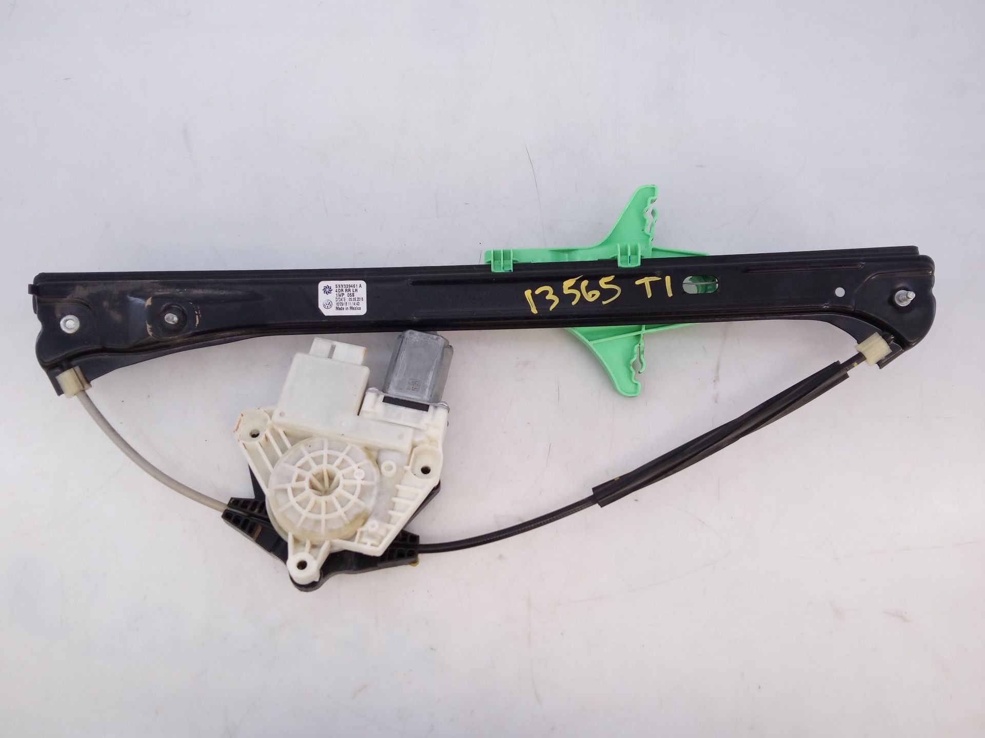 ELEVALUNAS TRASERO IZQUIERDO VOLKSWAGEN TIGUAN ALLSPACE (BW2, BJ2) 5Q4959811G / E1-B6-46-1 5Q4959811GE1B6461