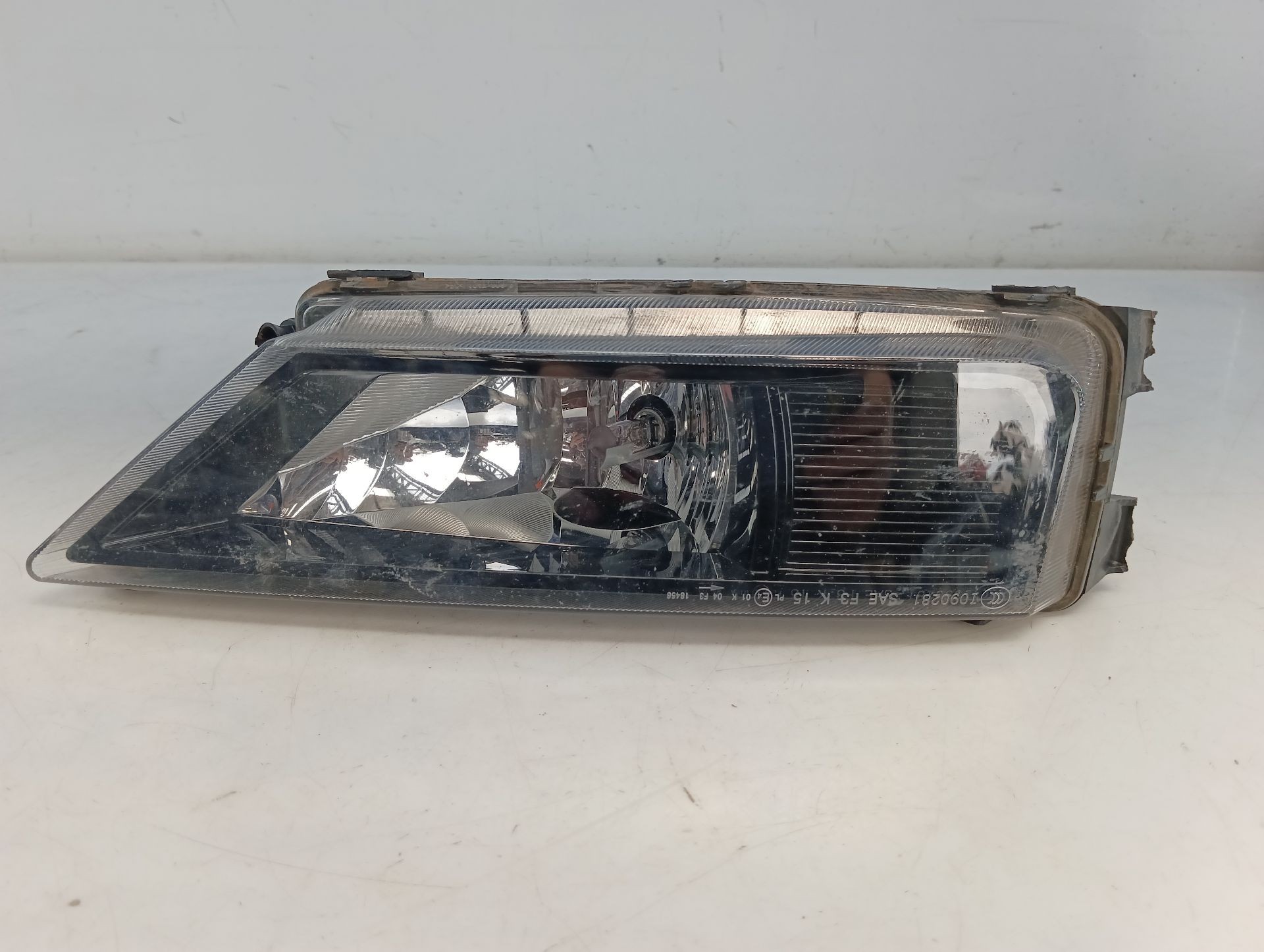 FARO ANTINIEBLA DERECHO VOLKSWAGEN TIGUAN ALLSPACE (BW2, BJ2) 5NL941700 / E1-B6-50-1 / 10472060000R 5NL941700E1B650110472060000R